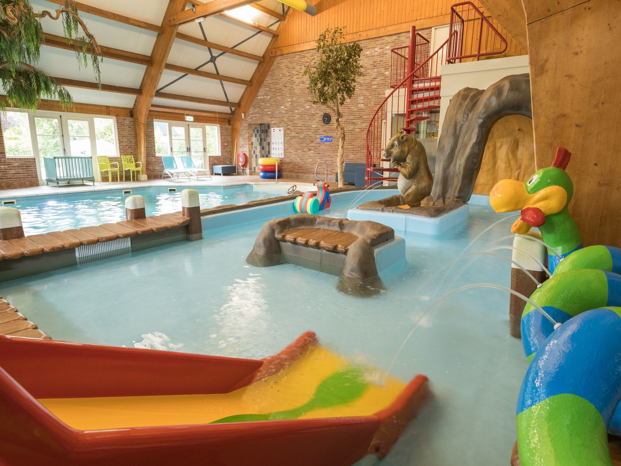 Parkfaciliteiten bij Villapark De Weerribben 3 in Paasloo