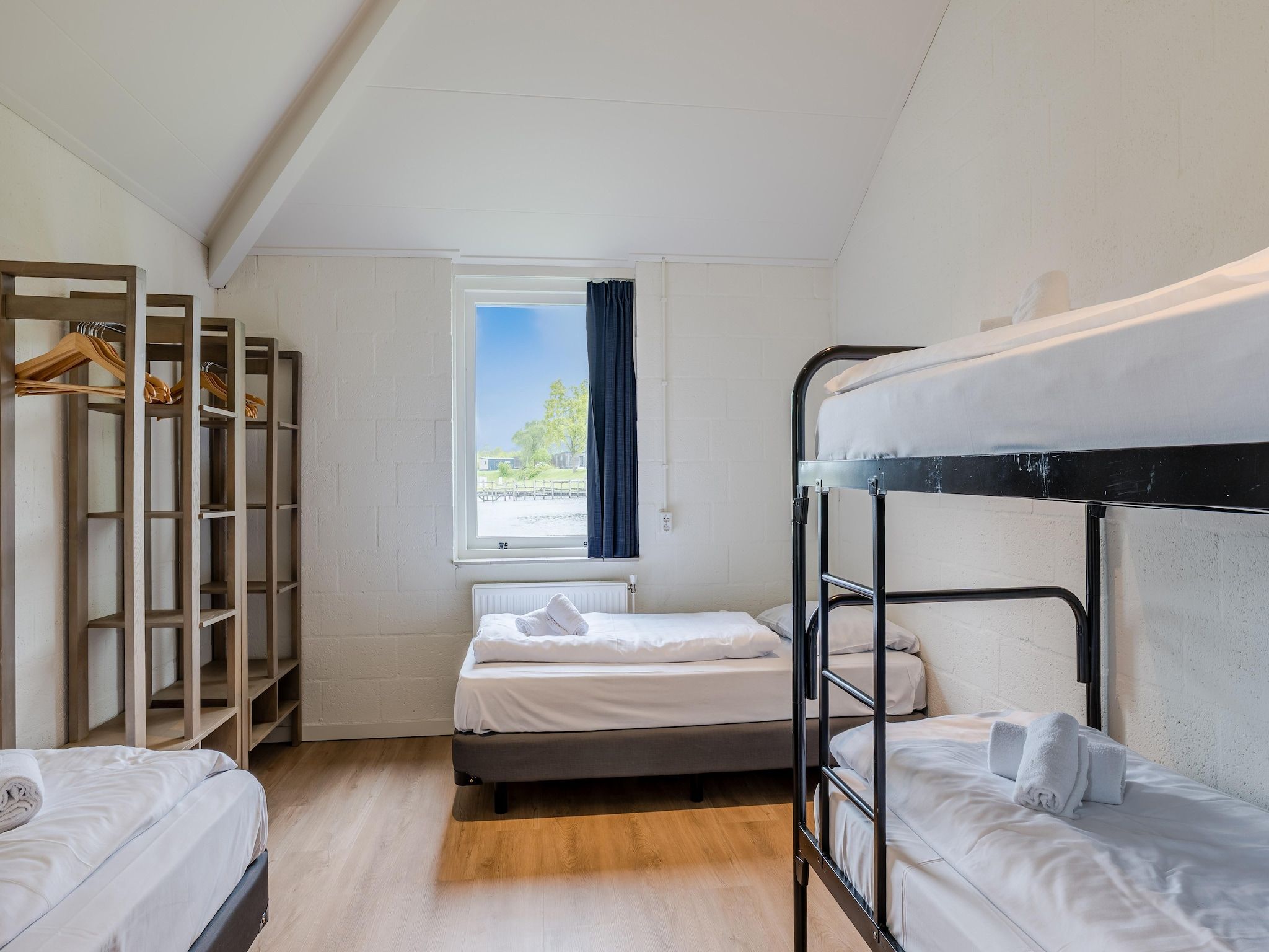 Een slaapkamer van Hunzepark 9 in Gasselternijveen