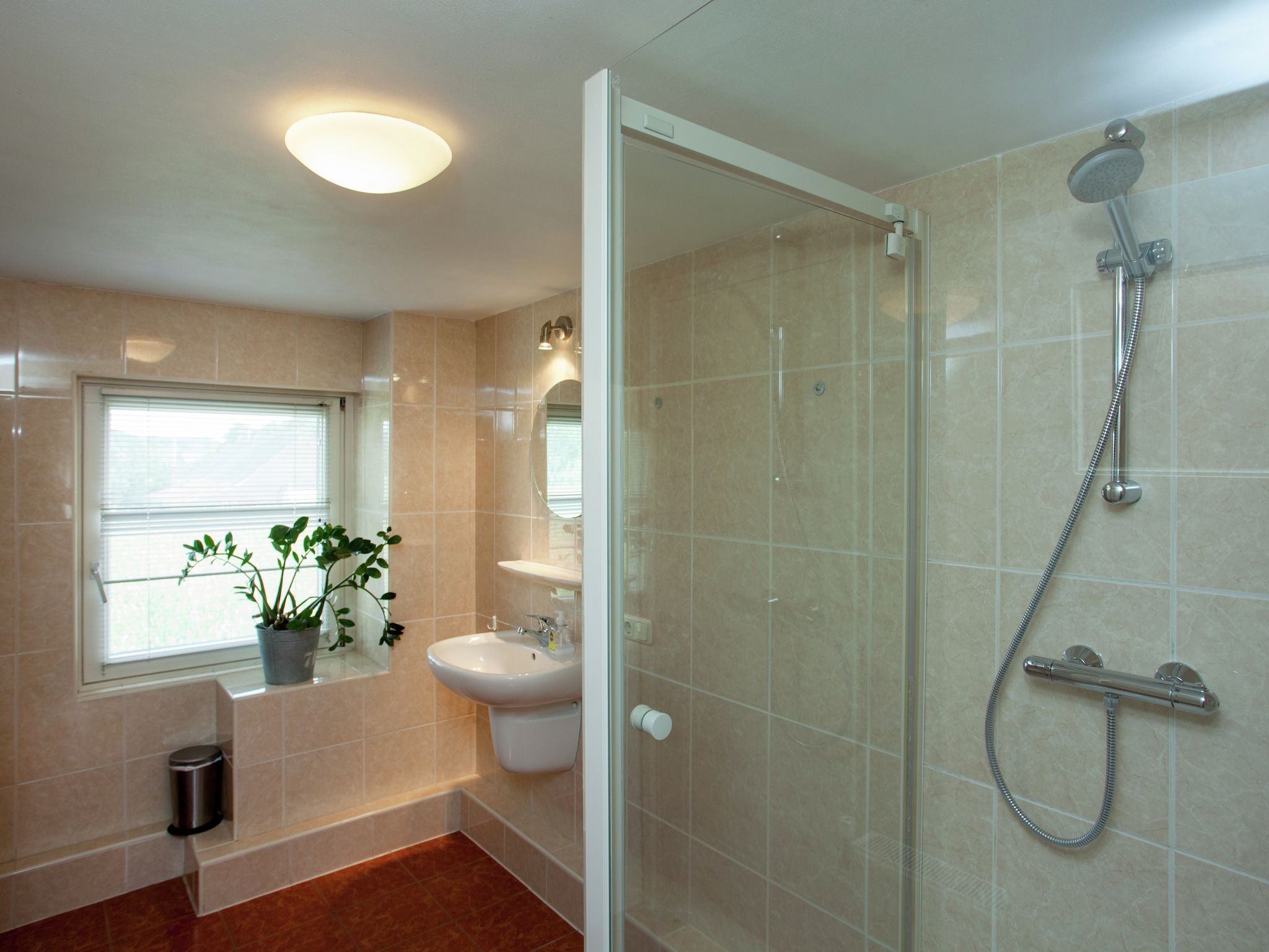 De badkamer van Dorpswoning Het Landelijke in Leende