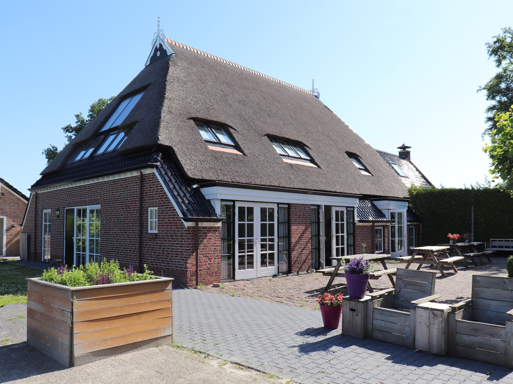 De buitenkant van Heide State in Noardburgum