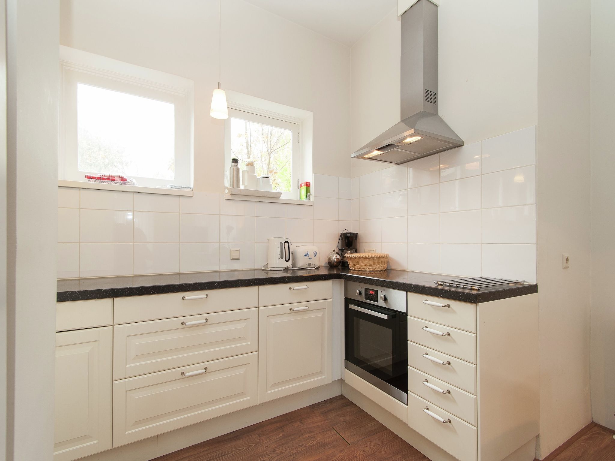 De keuken van Huize Glory Amethist aan Zee in Bergen aan zee