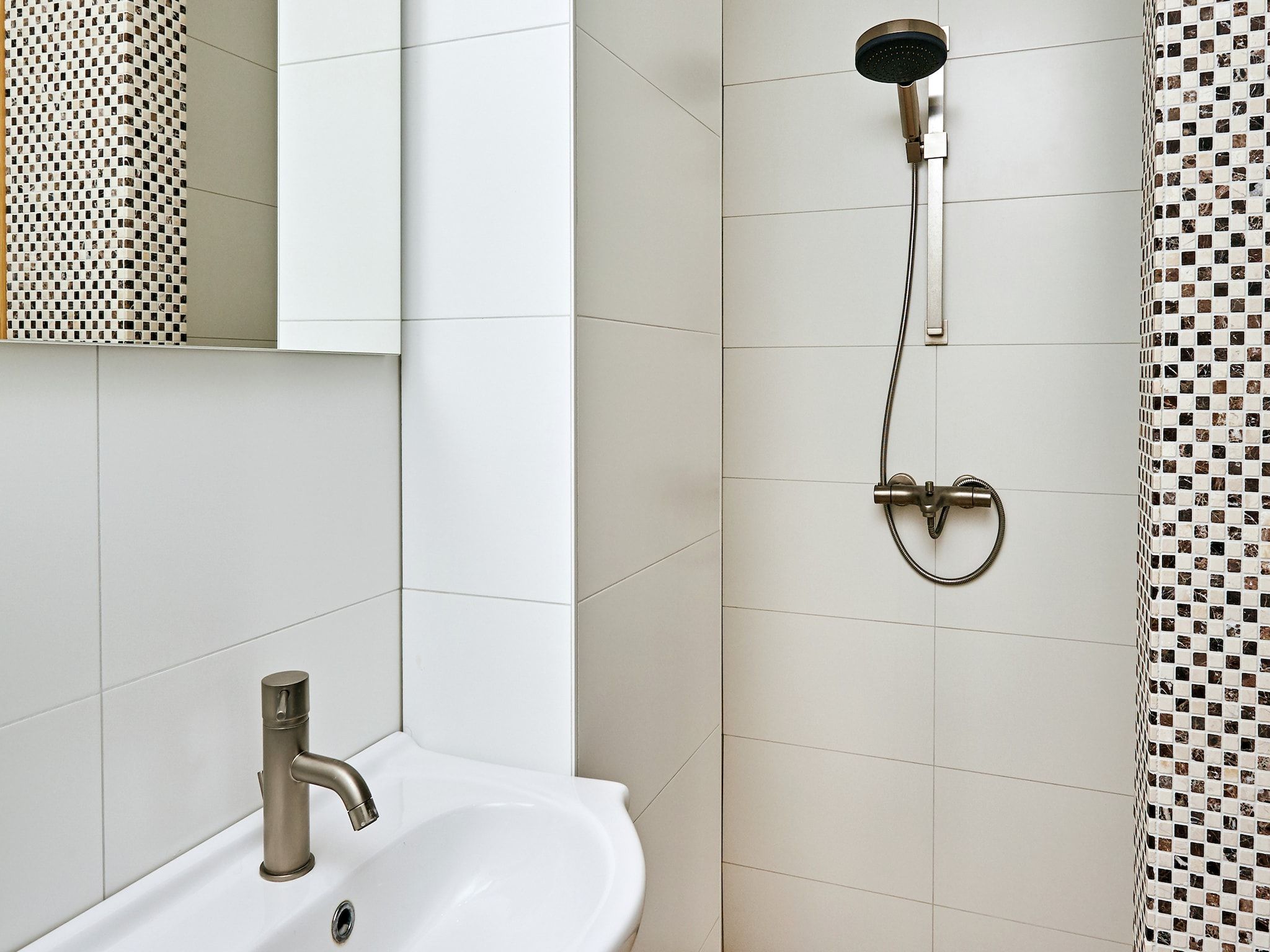 De badkamer van Landhuis Wad Anders in Wierum