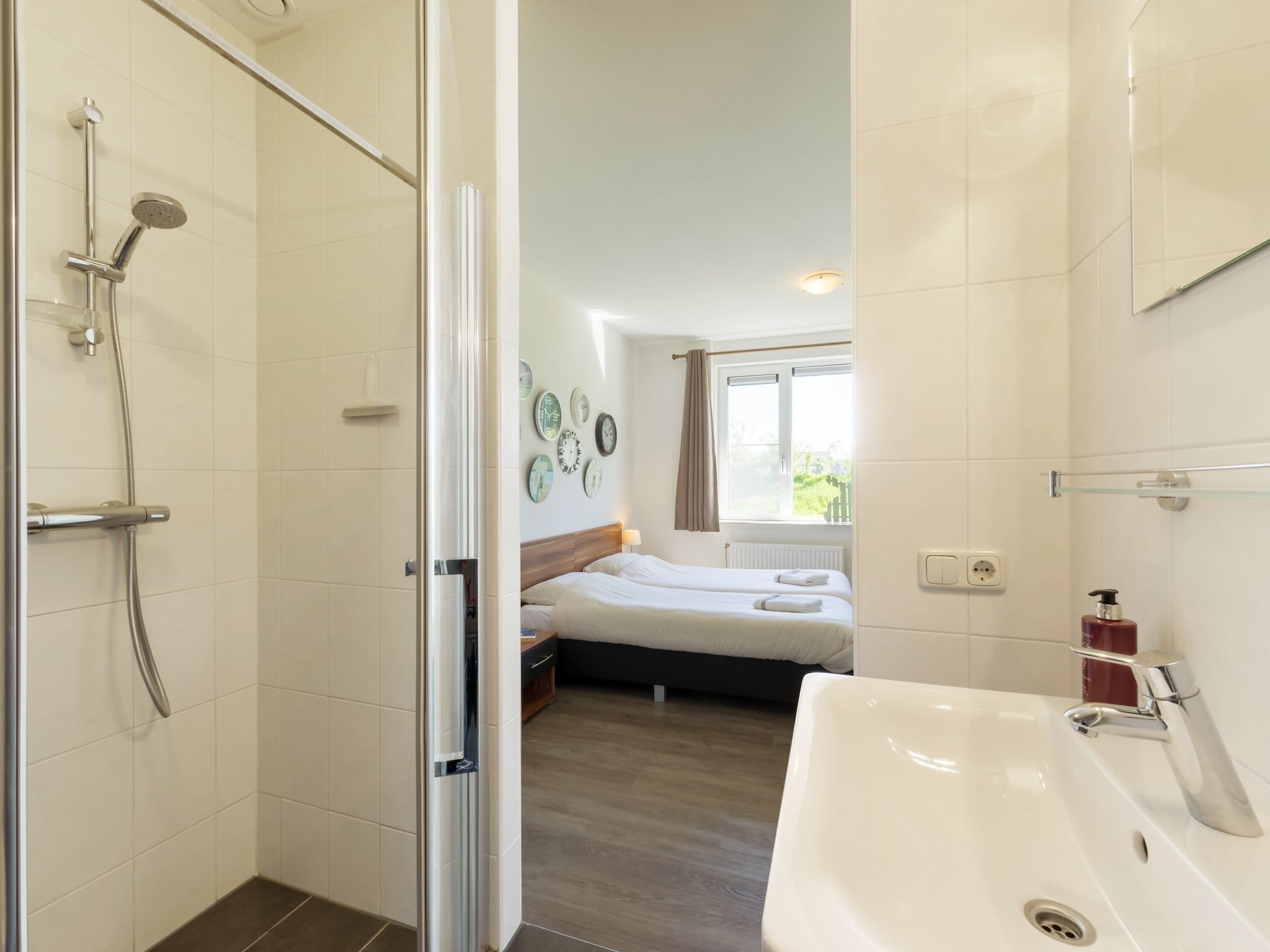 De badkamer van Résidence de Weerribben 1 in Paasloo