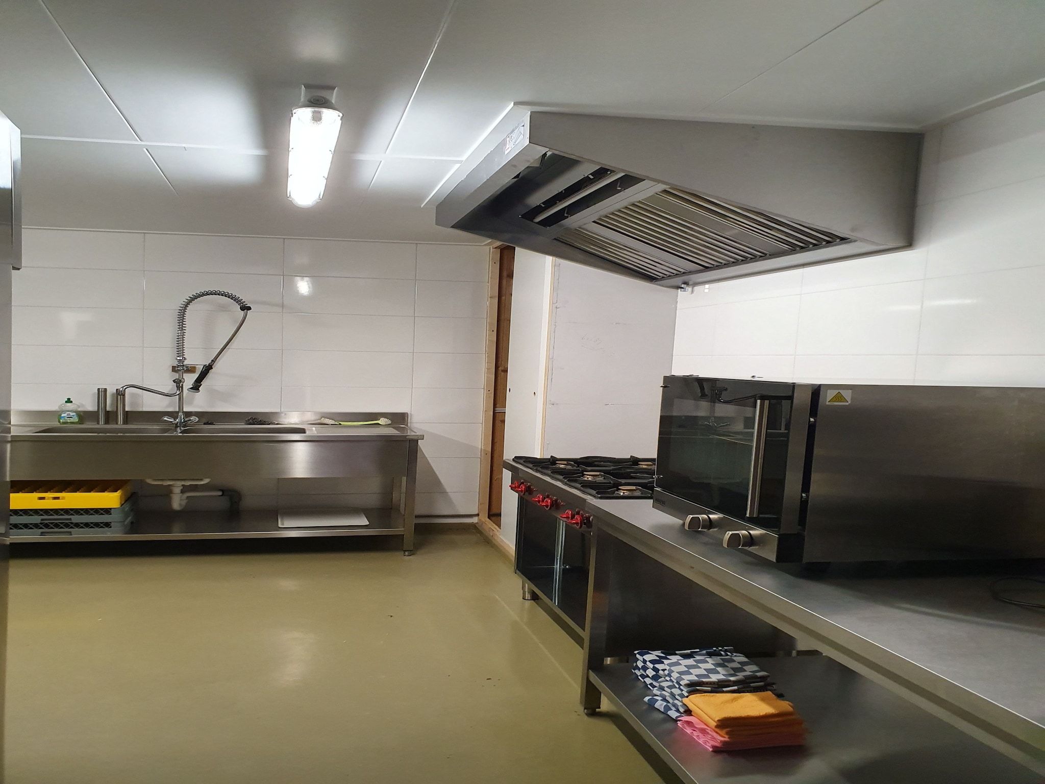 De keuken van Vakantiepark Eigen Wijze 3 in Bant