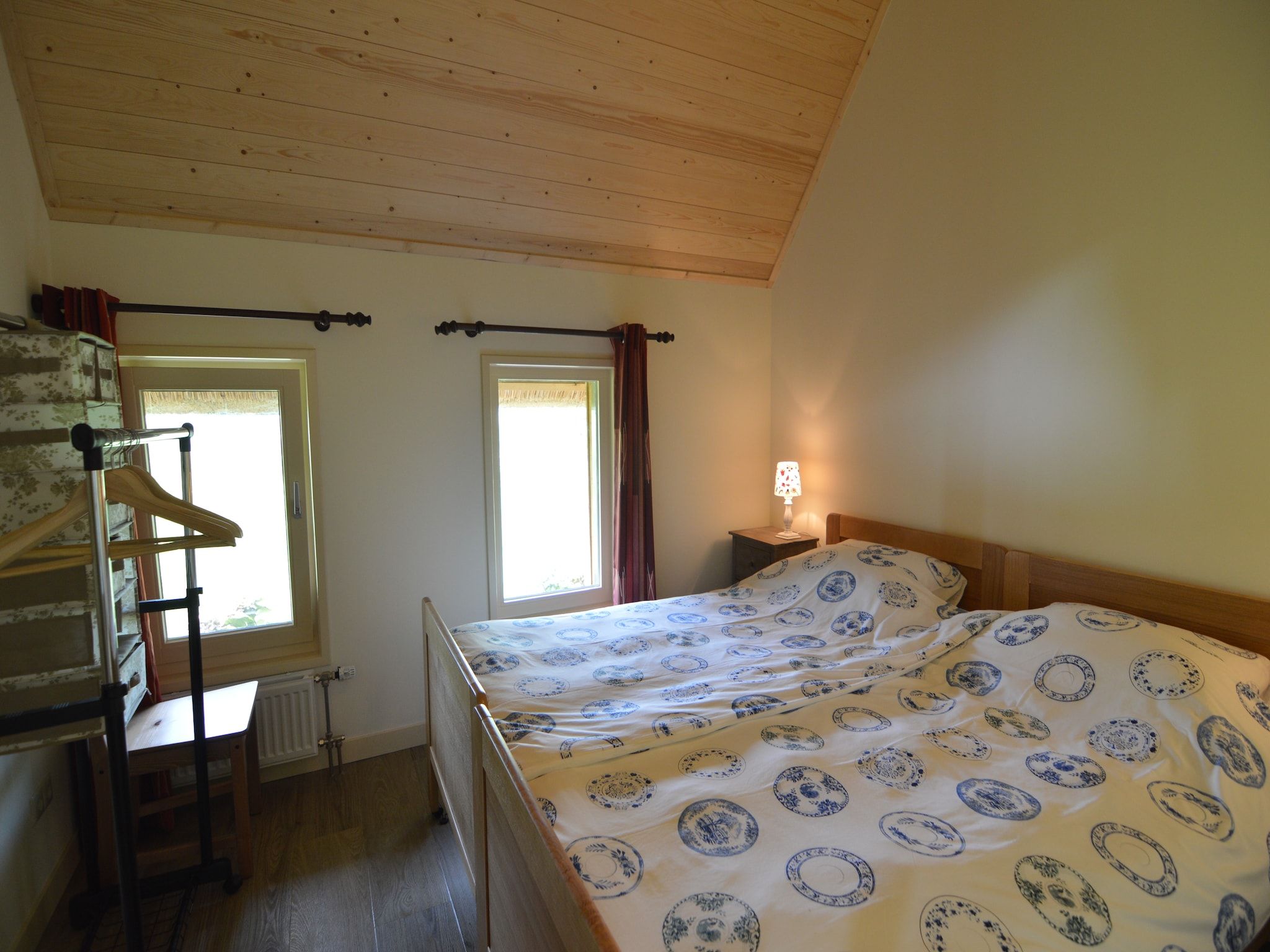 Een slaapkamer van Kabinet & Dekenkist in Geesteren