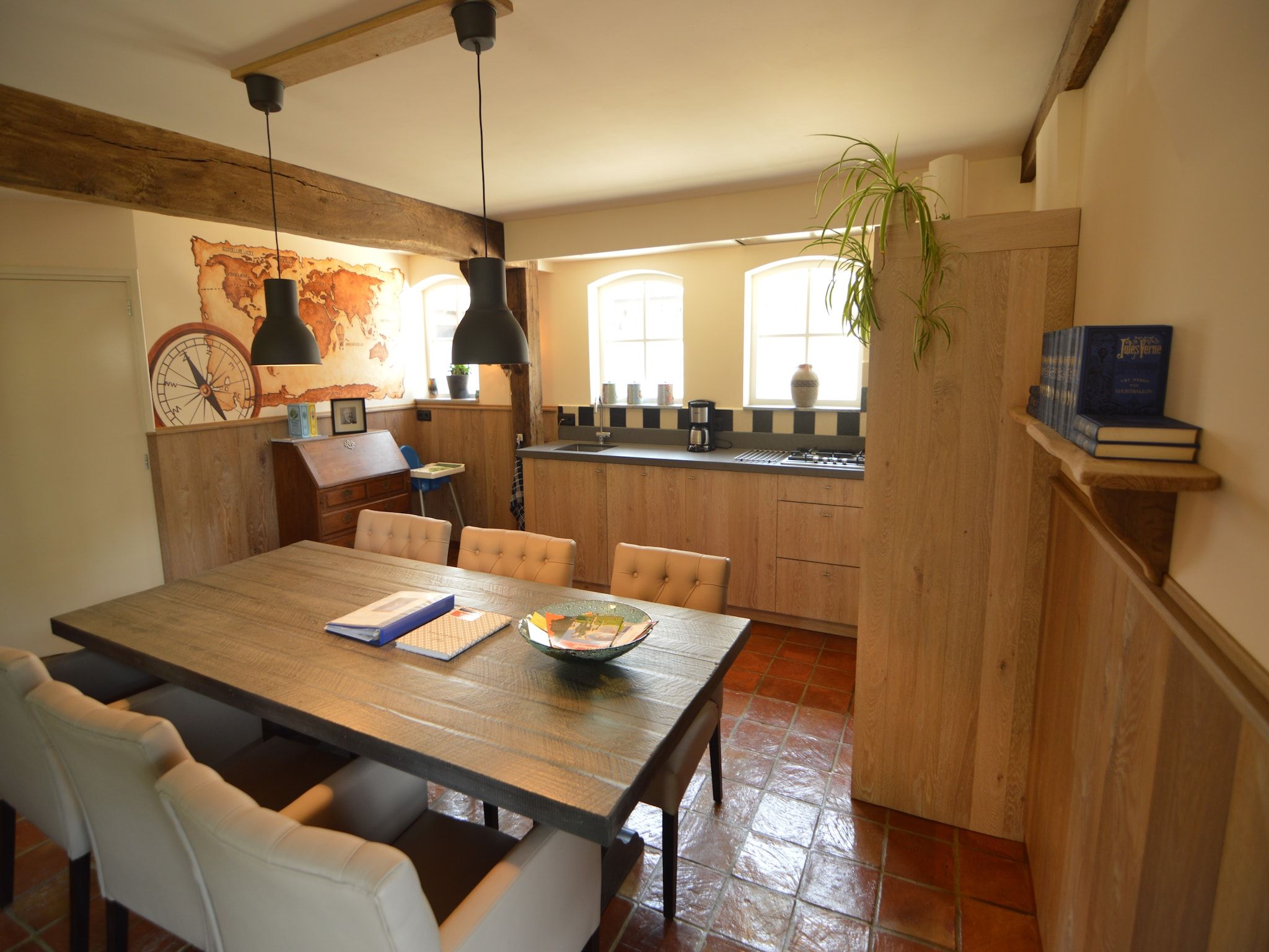 De eetkamer van Jules Verne in Haaren