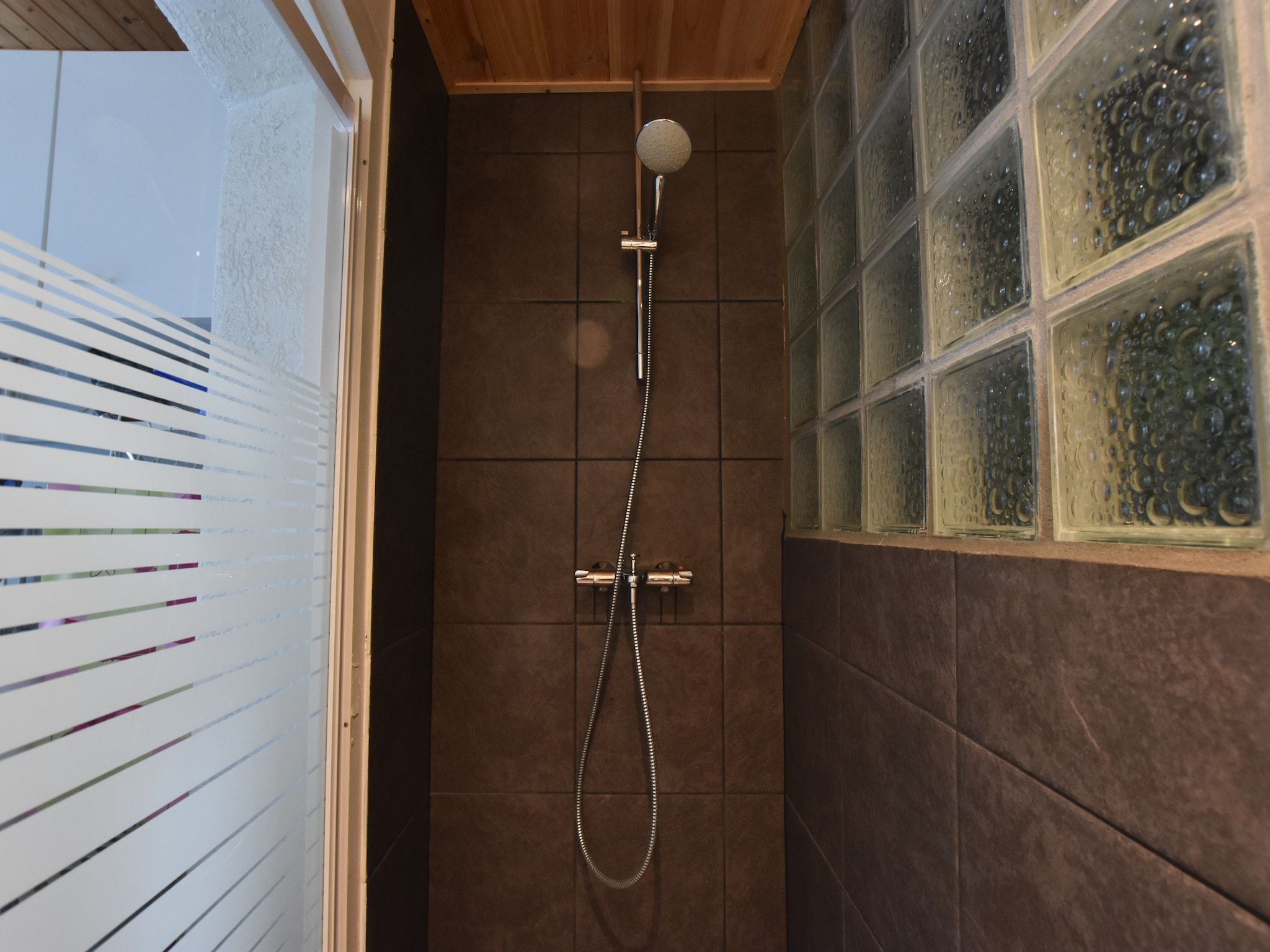 De badkamer van De Biezenknop in Eede