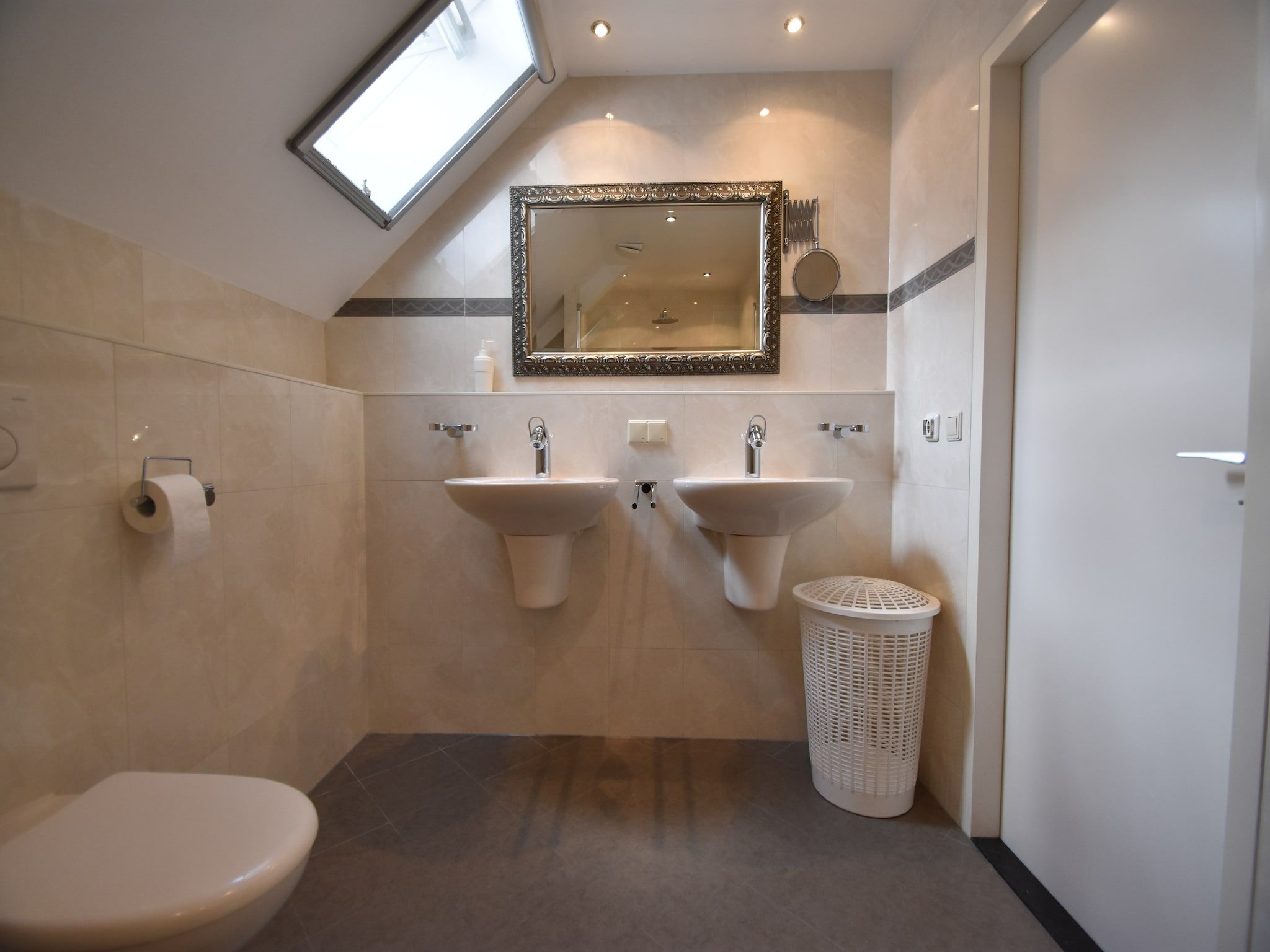 De badkamer van Het Mosselhuys in Bruinisse