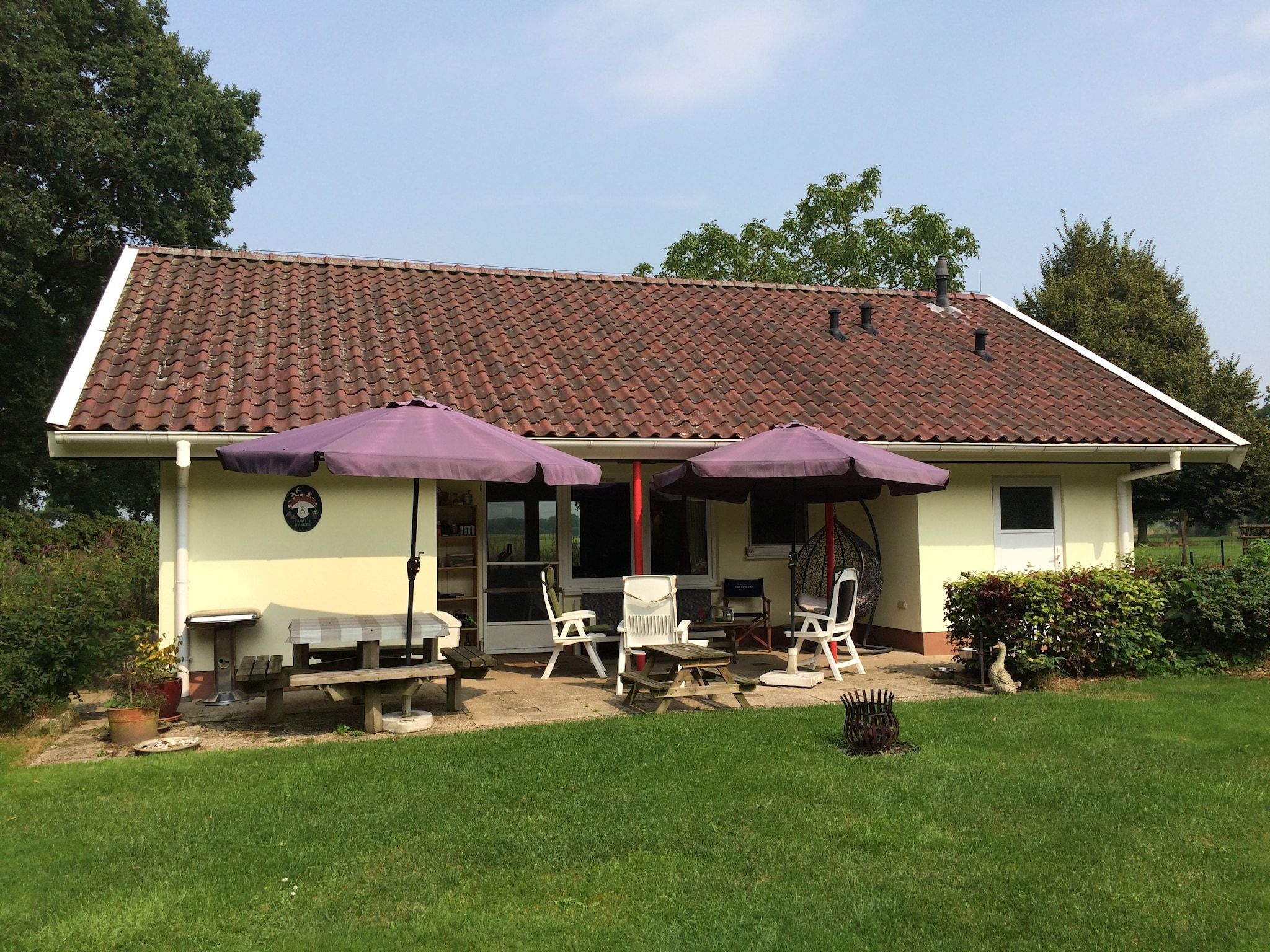 Het terras van Kempernoel in Heino