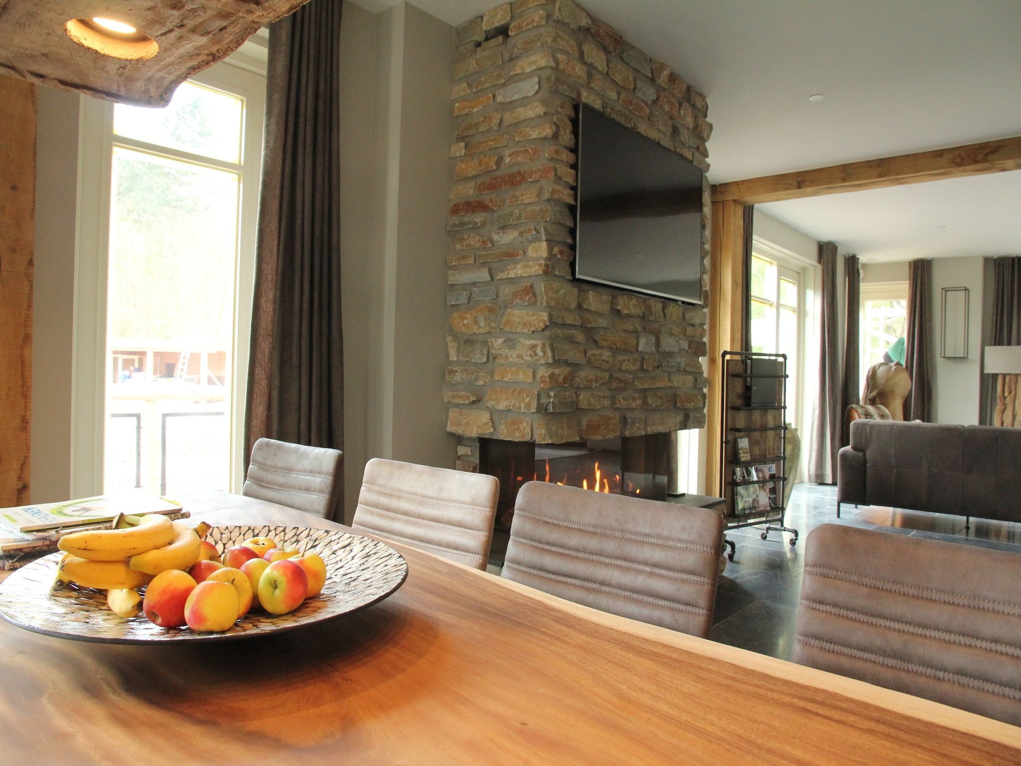 De eetkamer van Duinvilla Noordwijk in Noordwijk