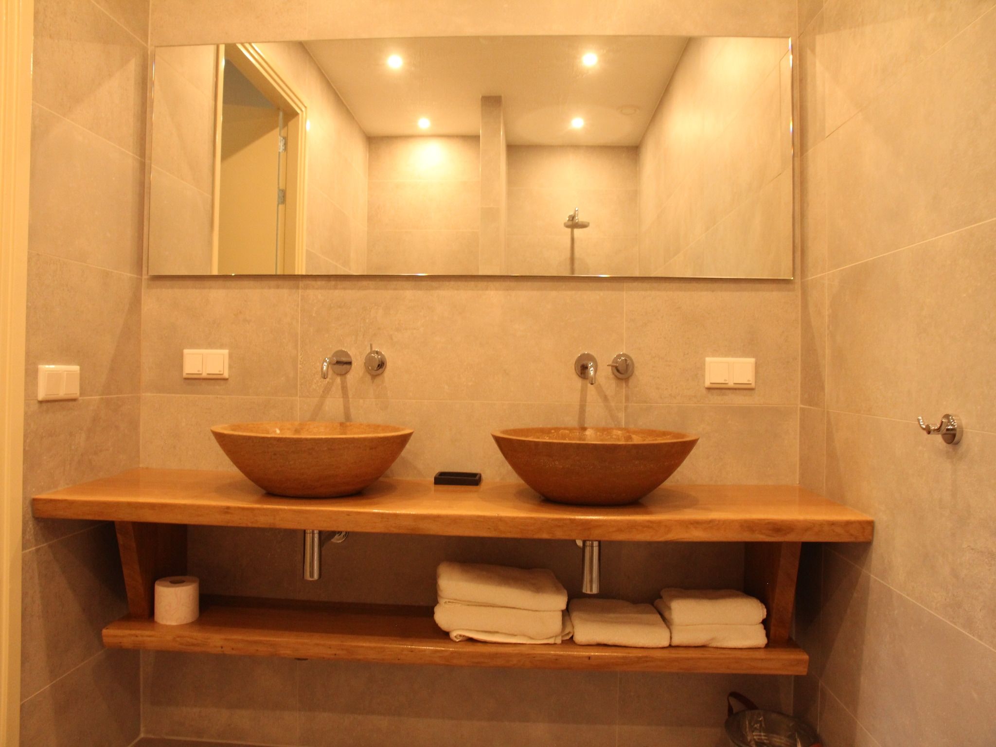 De badkamer van Duinvilla Noordwijk in Noordwijk