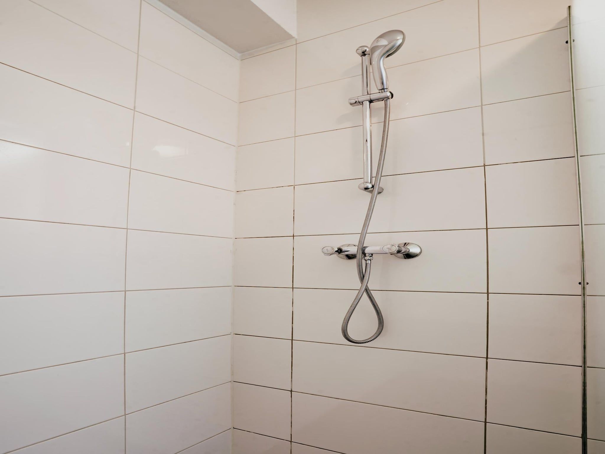 De badkamer van Waterpark de Meerparel 8 in Uitgeest