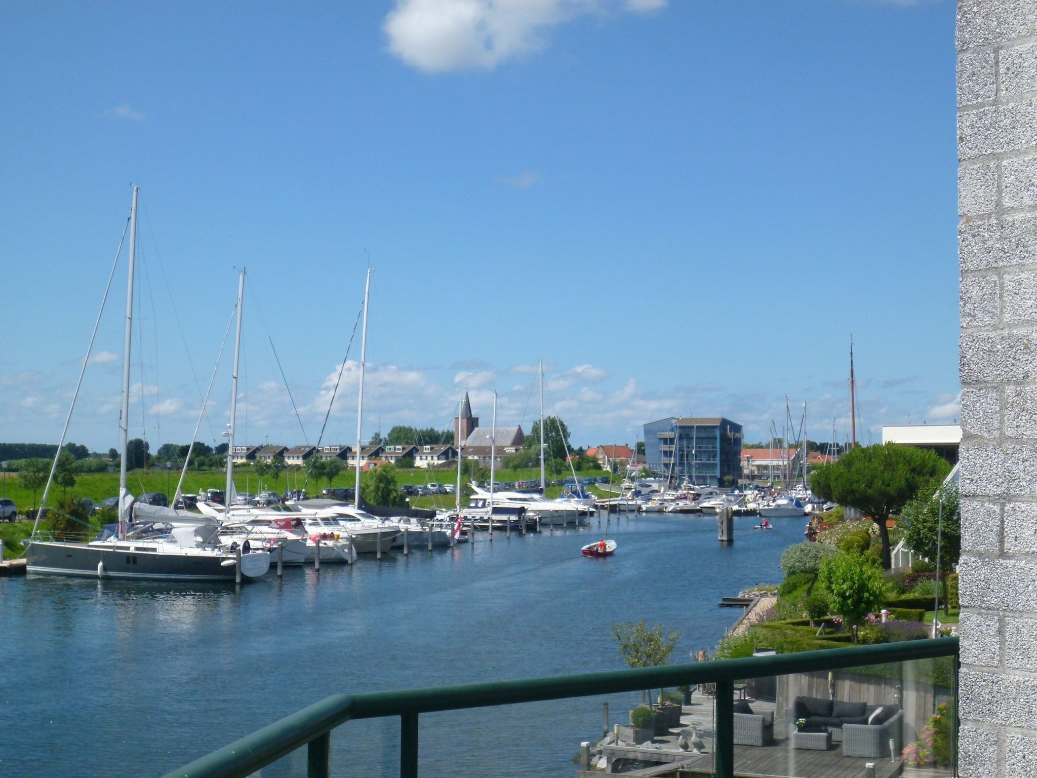 Het uitzicht vanaf Veerdam 42 in Kortgene