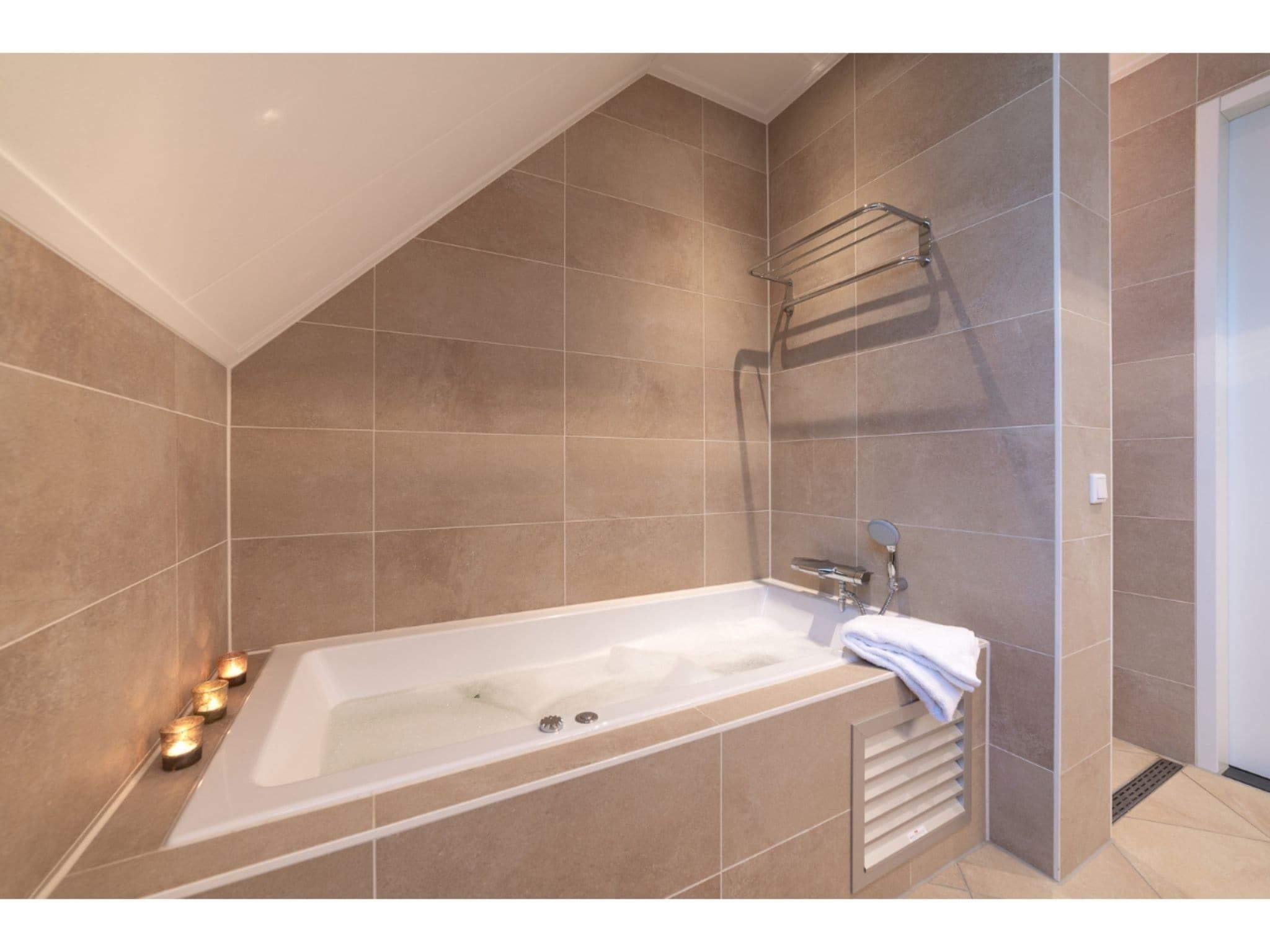 De badkamer van Zeeuwse Weelde - 2 in Colijnsplaat