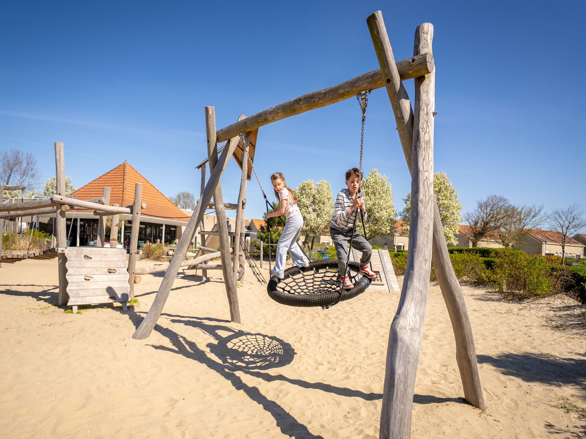 Parkfaciliteiten bij Vakantiepark de Soeten Haert 17 in Renesse