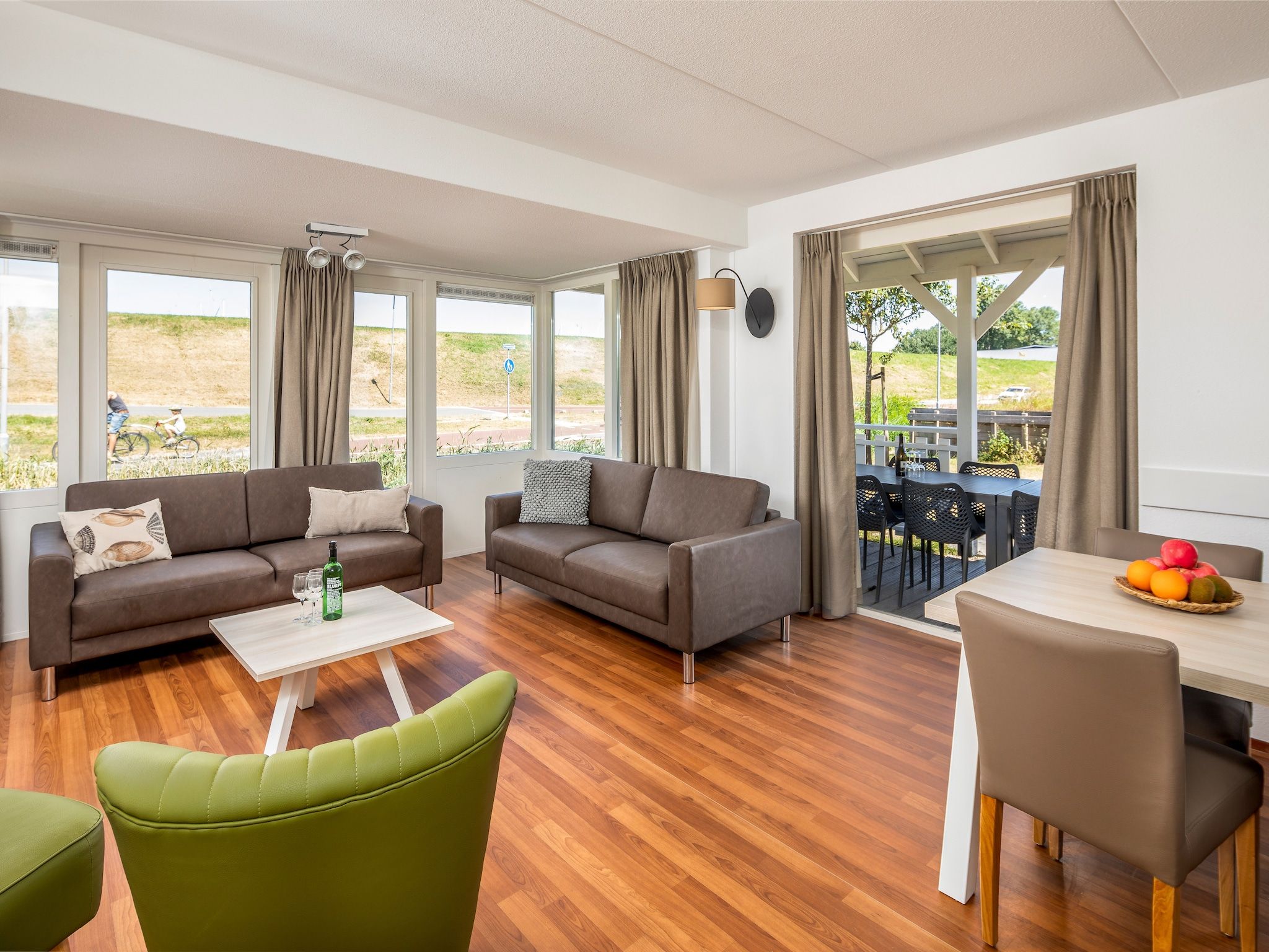 De woonkamer van Aquadelta 29 in Bruinisse