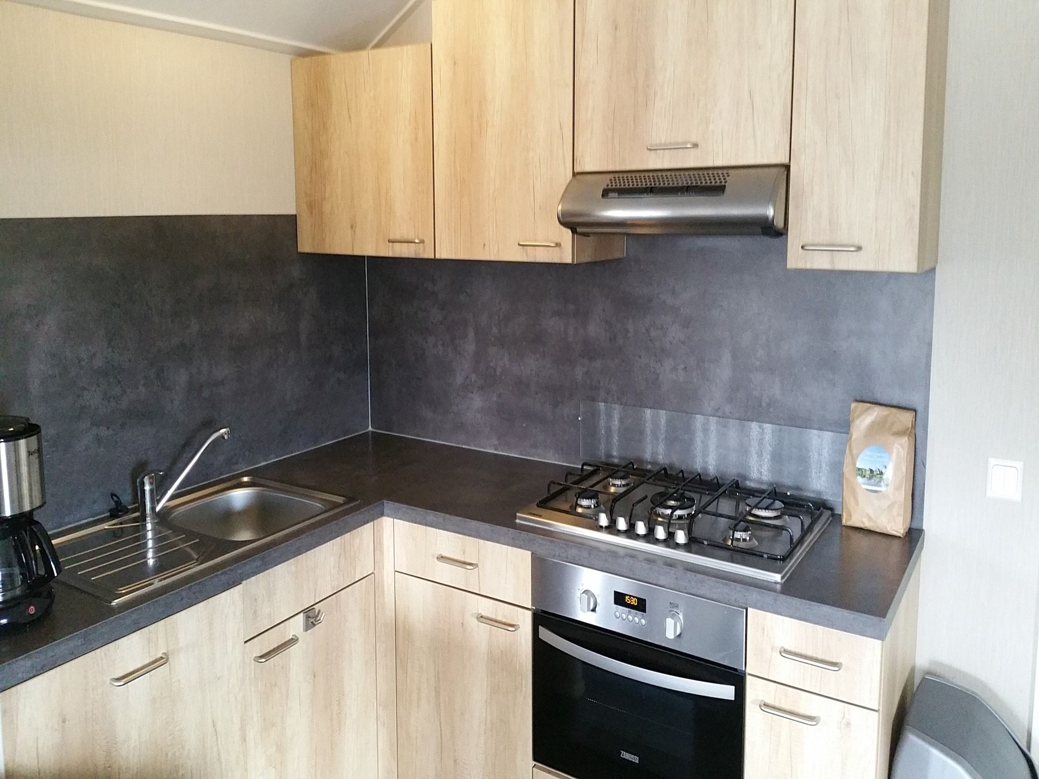 De keuken van Vakantiepark Eigen Wijze 8 in Bant