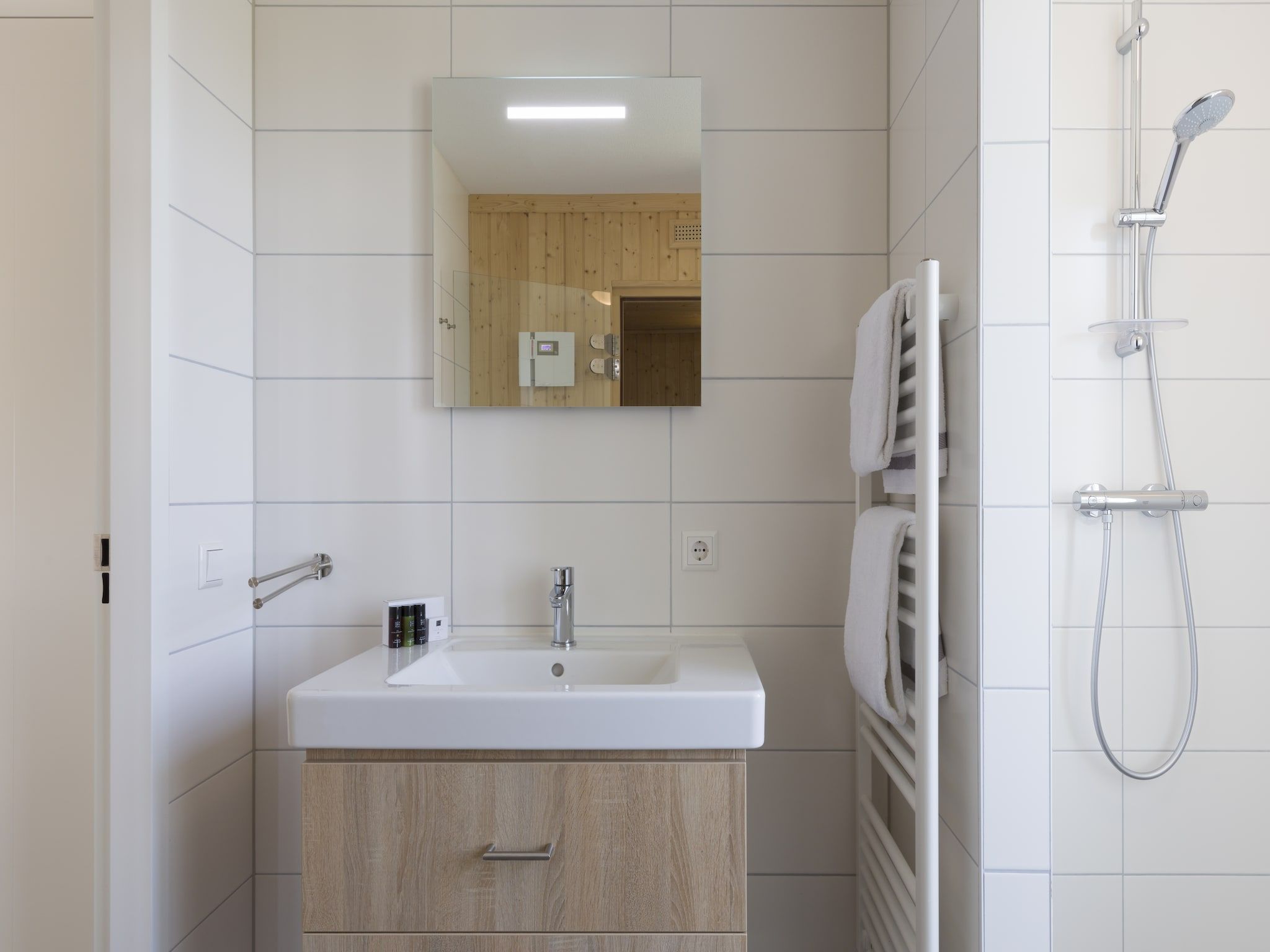 De badkamer van Resort De Parade in Cadzand-Bad