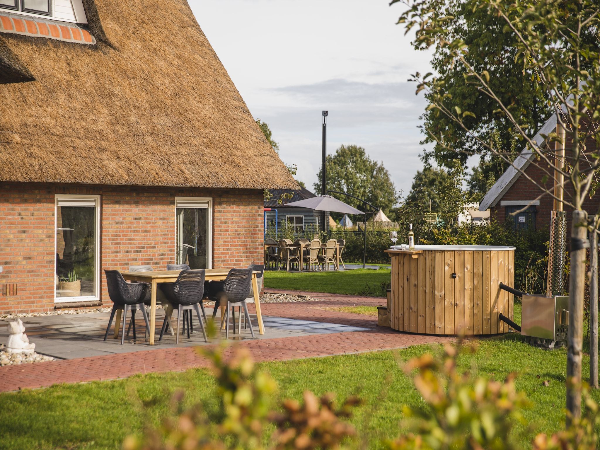 De buitenkant van Vakantiepark Mölke 16 in Zuna