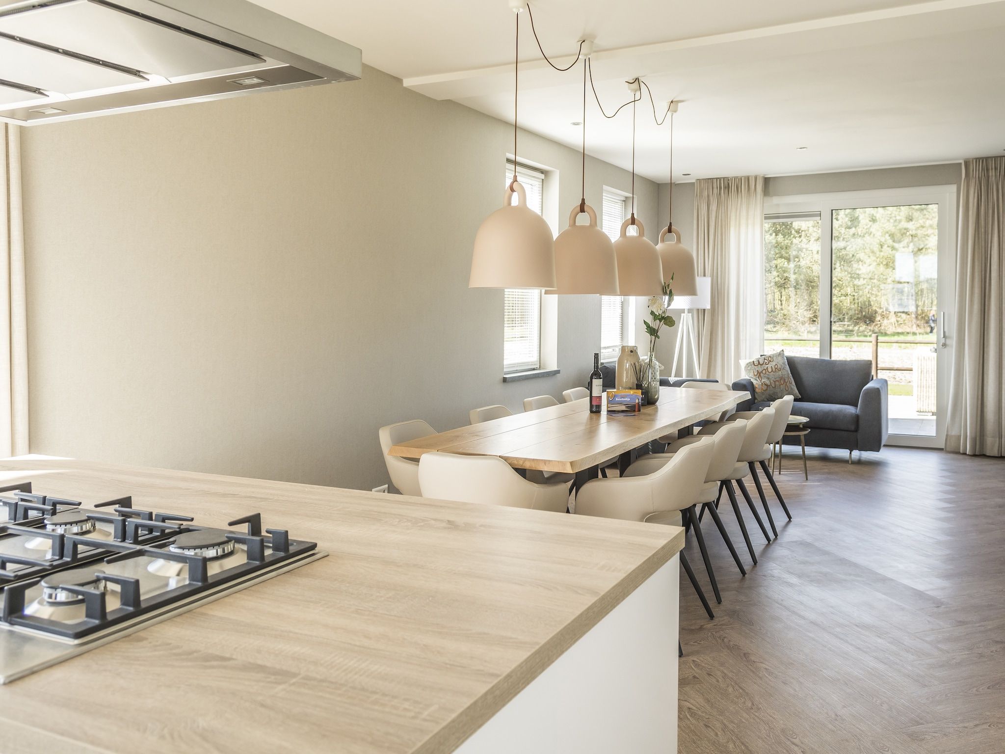 De eetkamer van Villa Bouwlust F Wellness in De Cocksdorp Texel