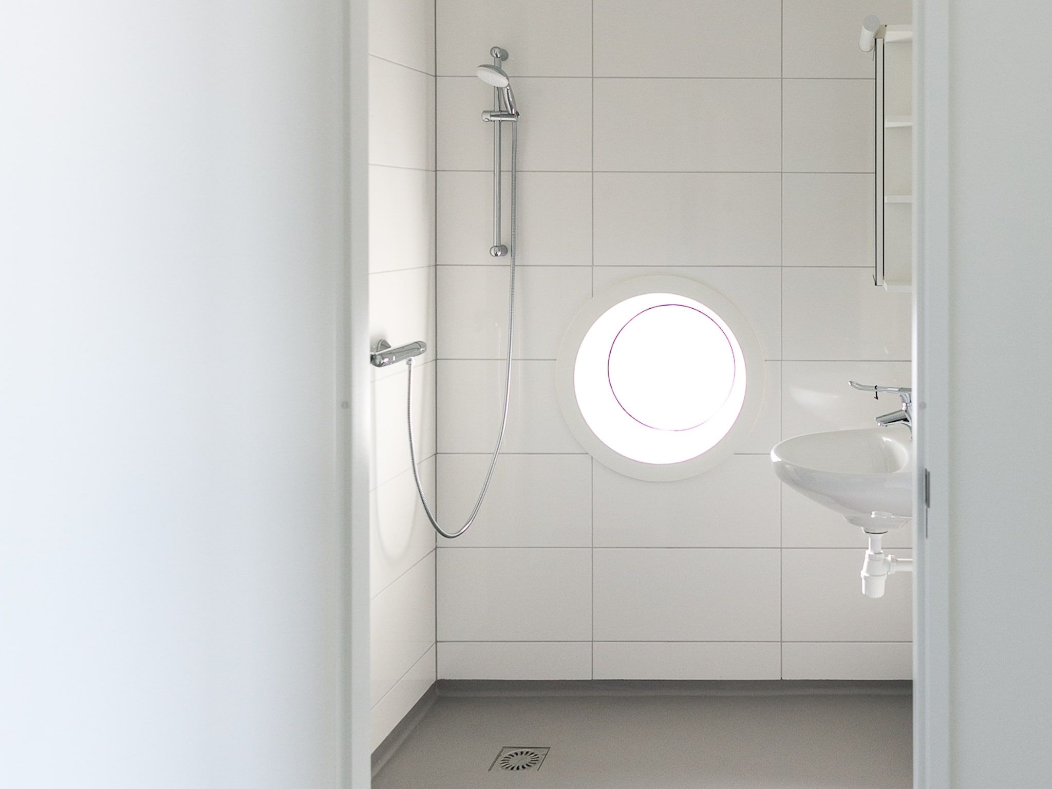 De badkamer van Strandpark Vlugtenburg 9 in 's-Gravenzande