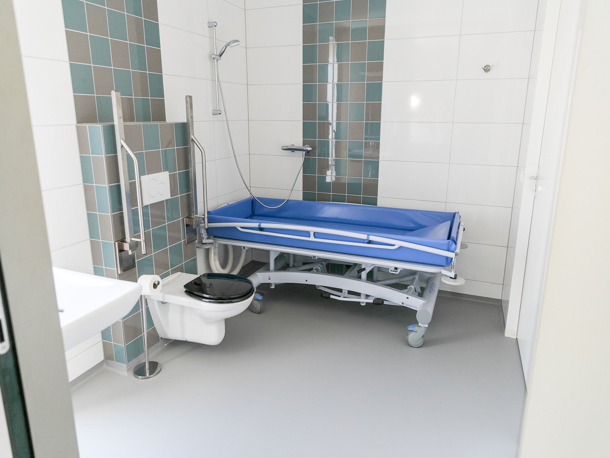 De badkamer van Strandpark Vlugtenburg 9 in 's-Gravenzande