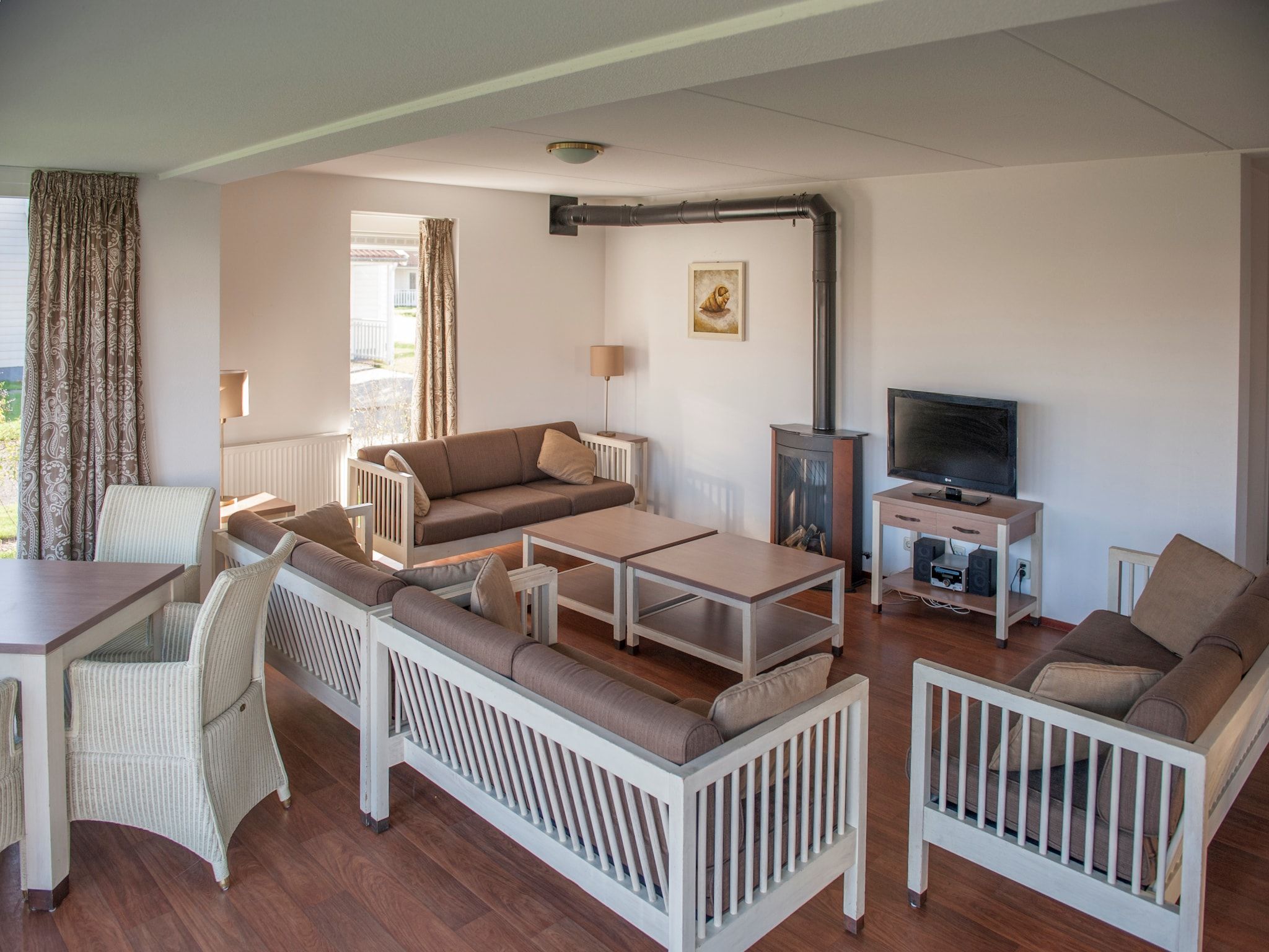 De woonkamer van Aquadelta 38 in Bruinisse