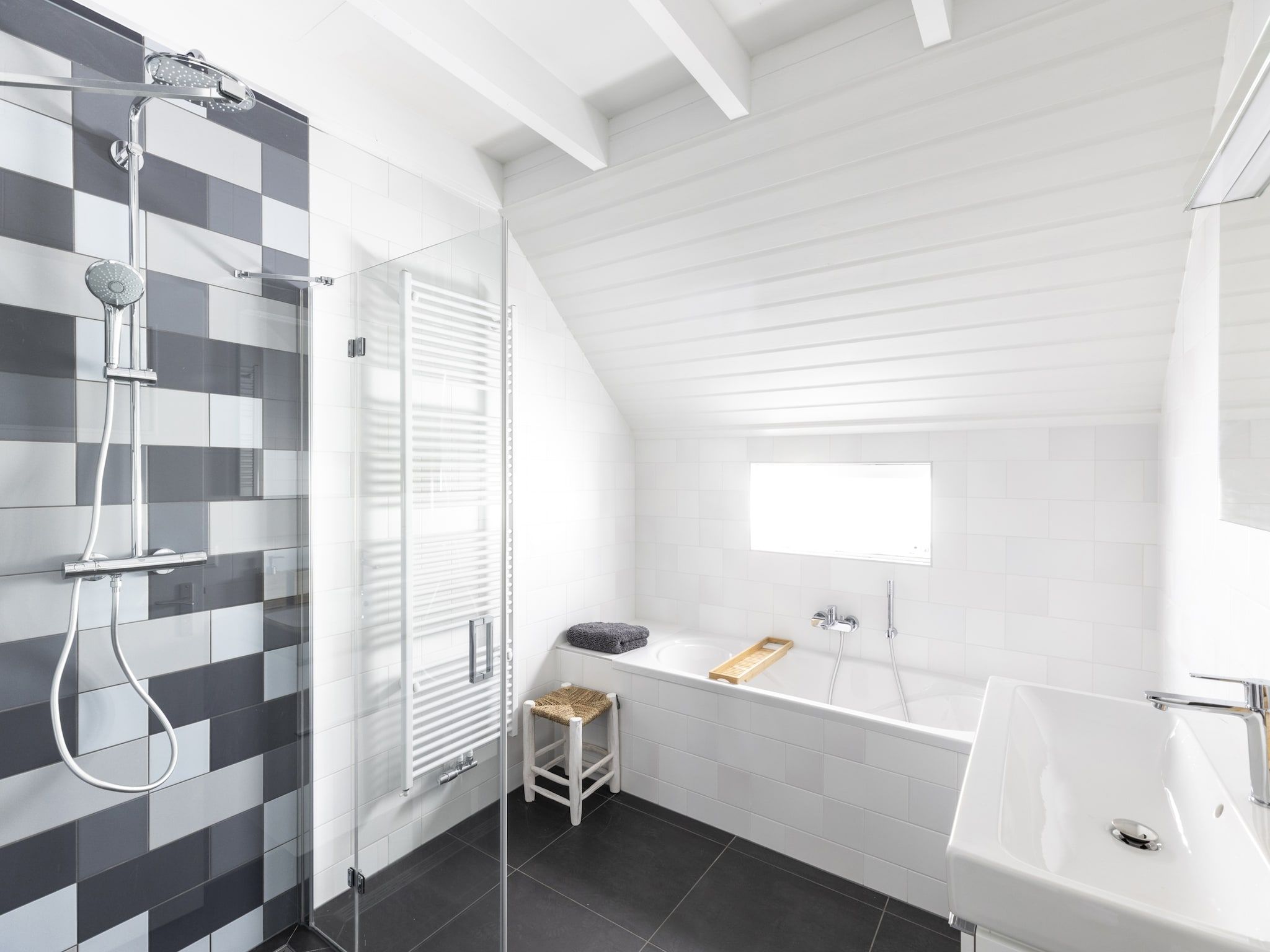 De badkamer van De Groene Lantaarn in Groet (Schoorl)