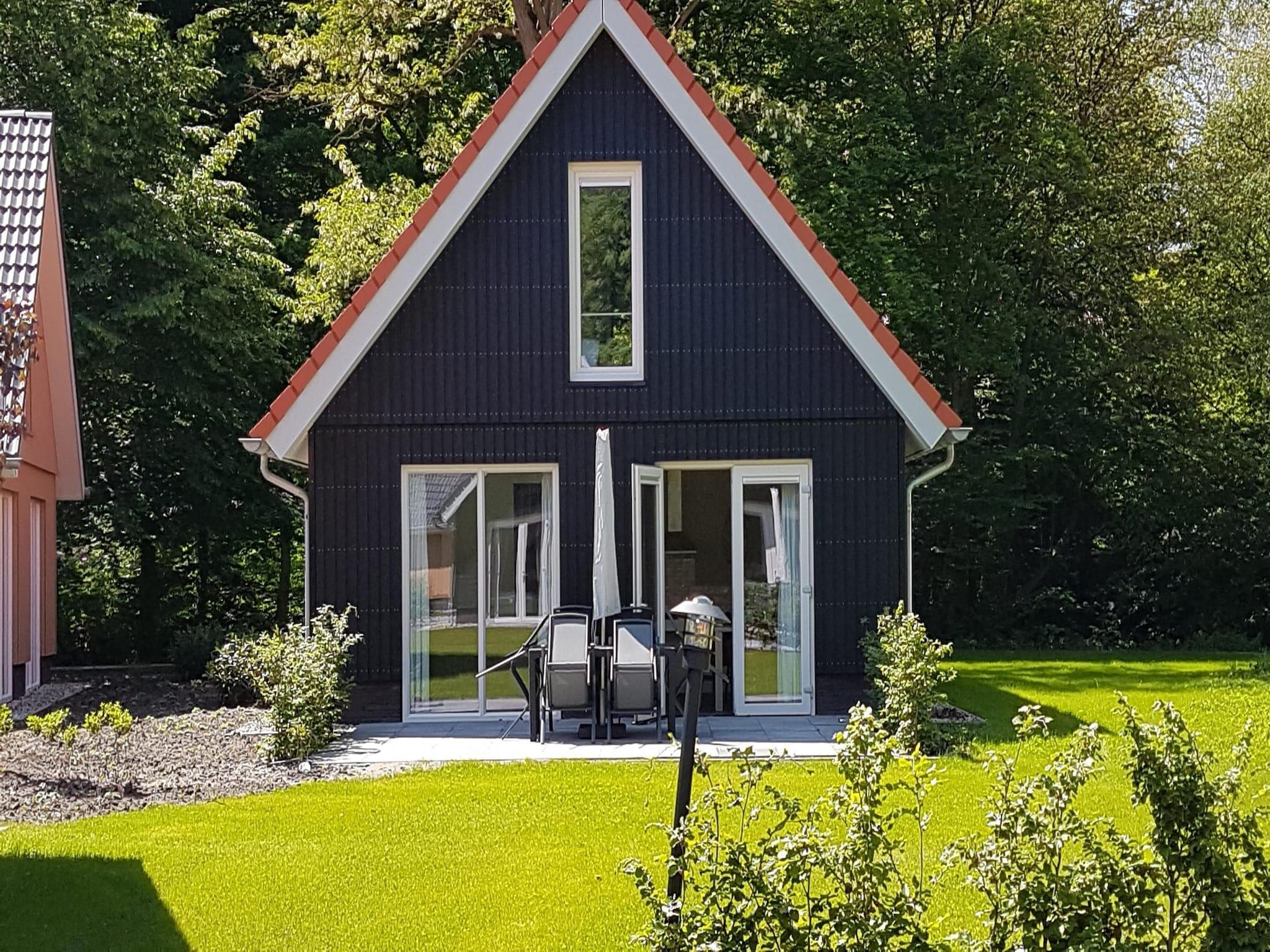 De buitenkant van Villapark Ehzerburg 2 in Almen