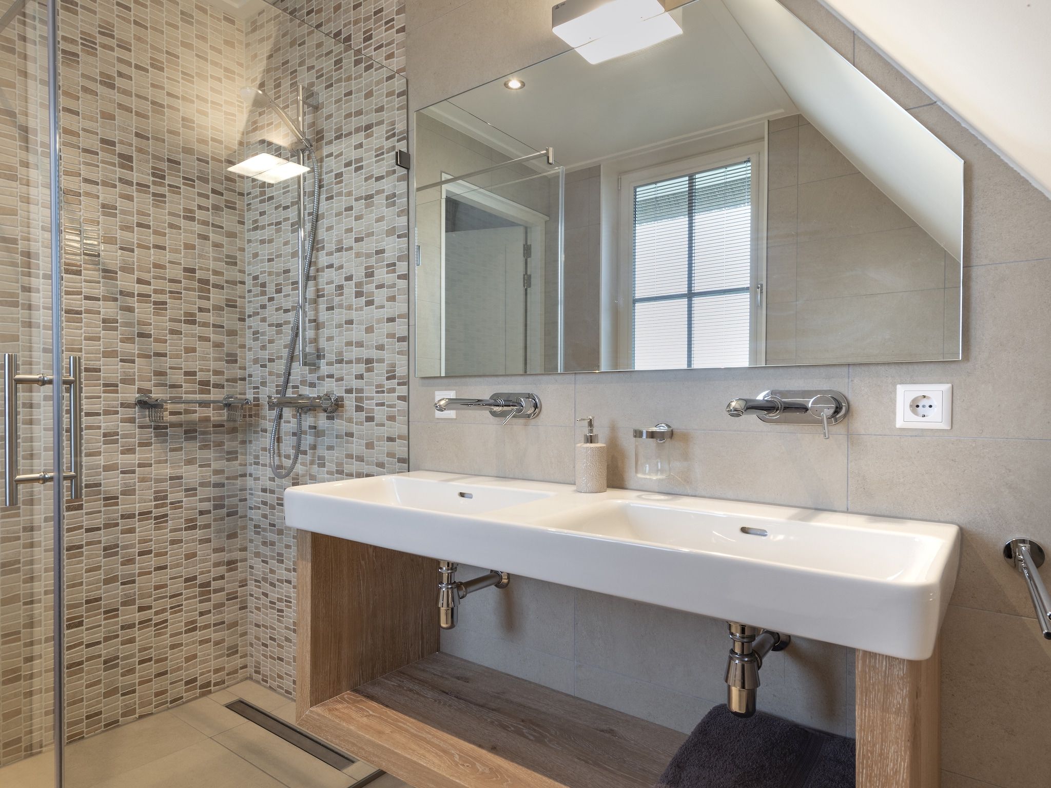 De badkamer van Friese Meren Villa's 7 in Delfstrahuizen