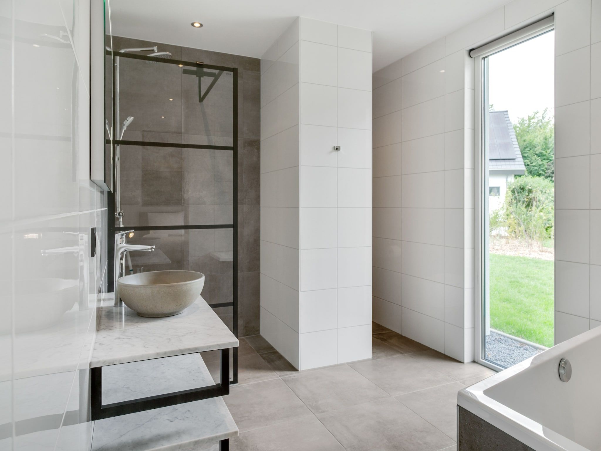 De badkamer van De Koog nr 2 - 6 pers woning de luxe in De Koog Texel North Holland