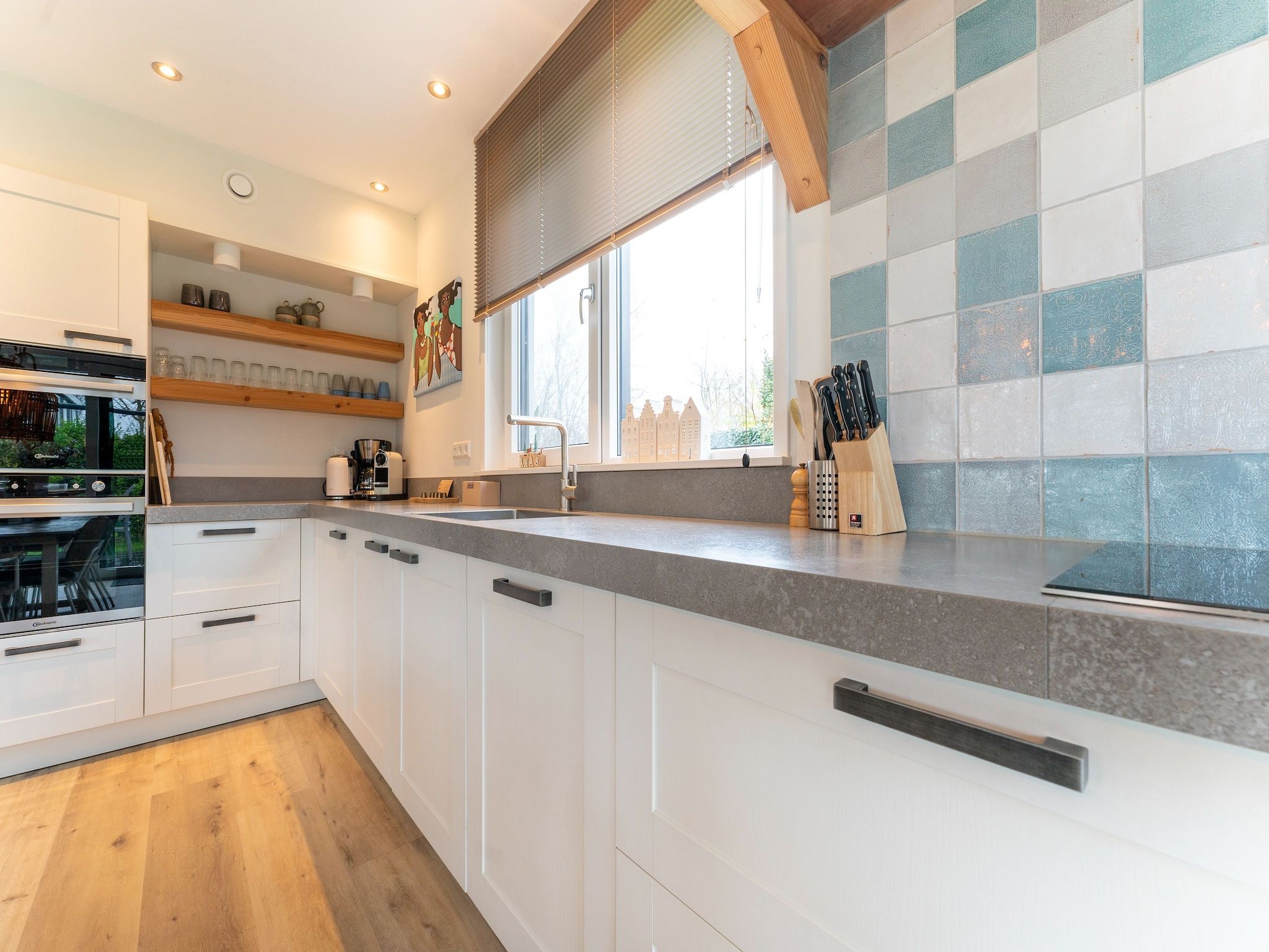 De keuken van So What 15 in De Koog Texel