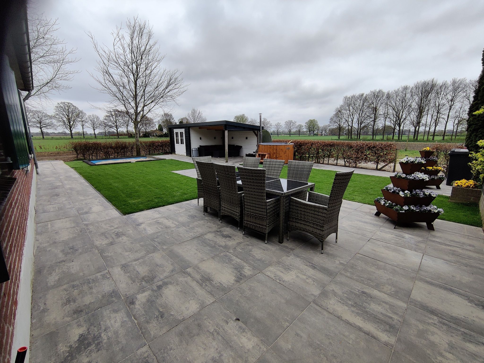 Het terras van Genieten in Silvolde in Silvolde