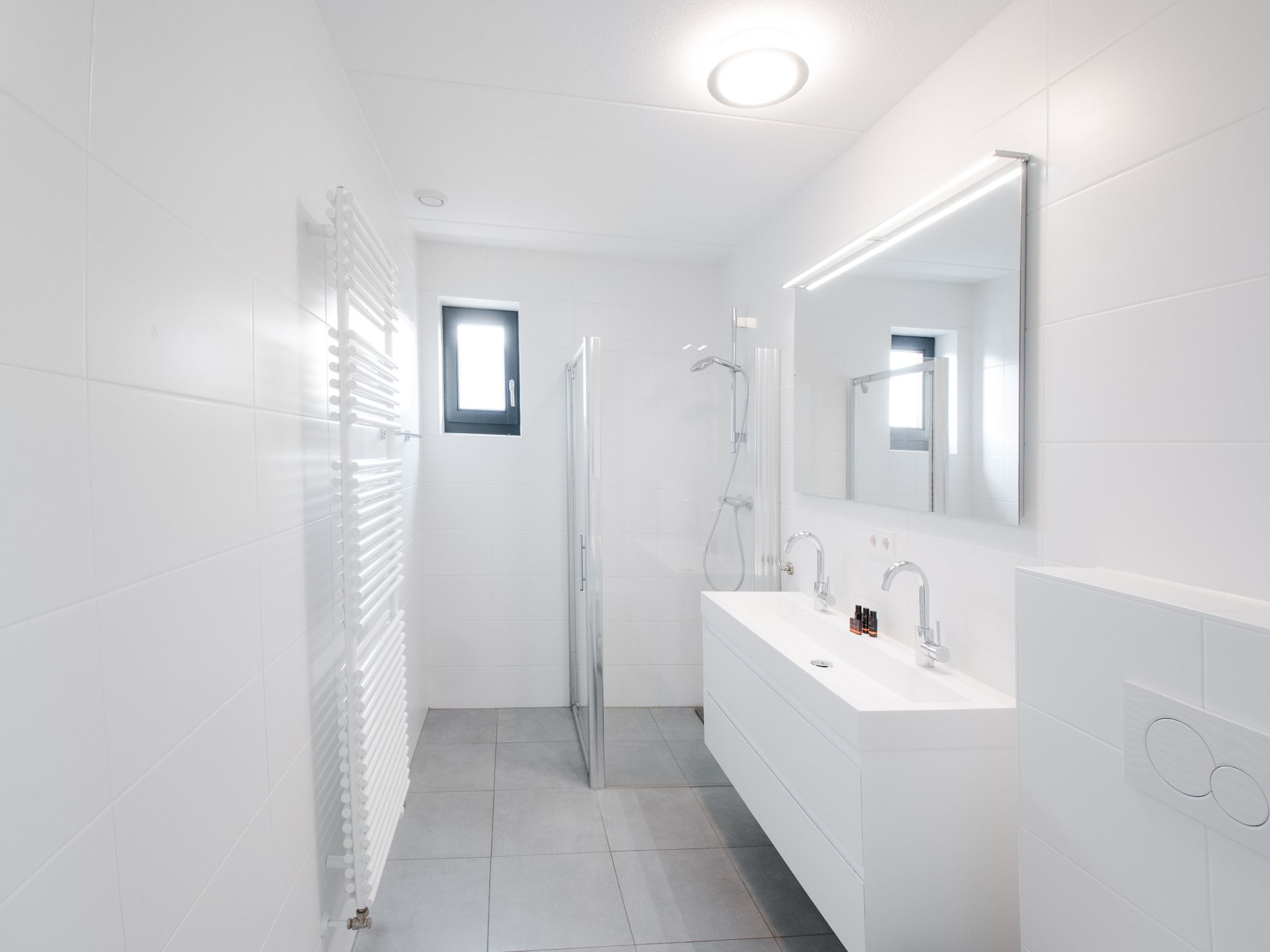 De badkamer van Resort Waterrijk Oesterdam 15 in Tholen