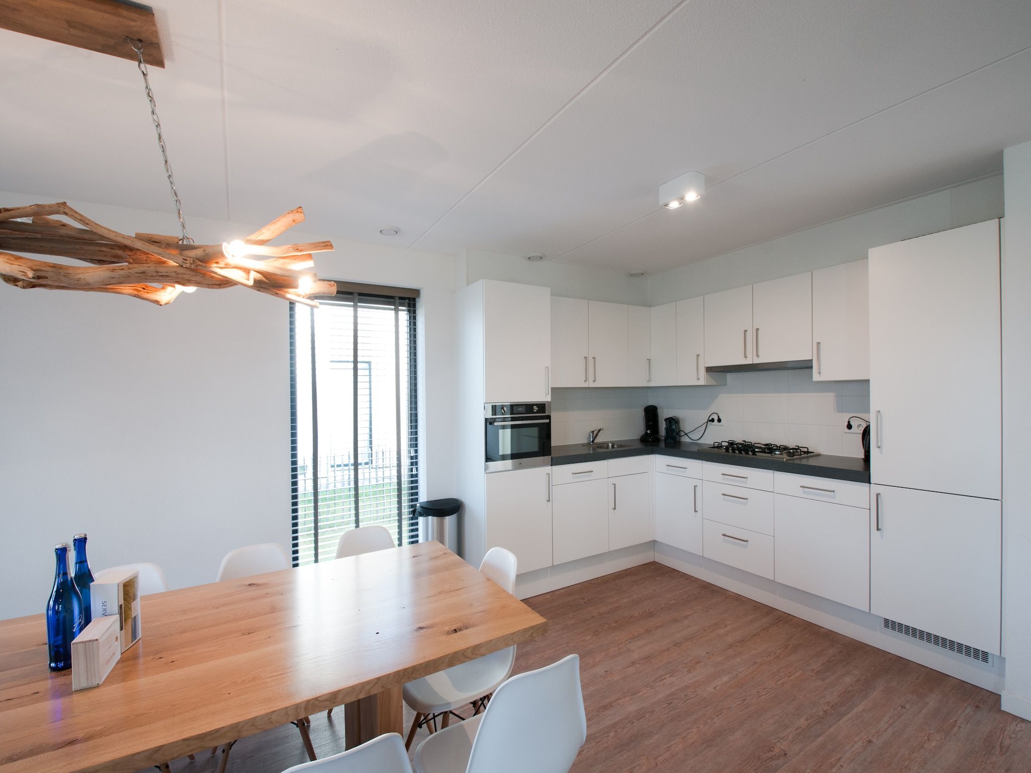 De keuken van Resort Waterrijk Oesterdam 15 in Tholen