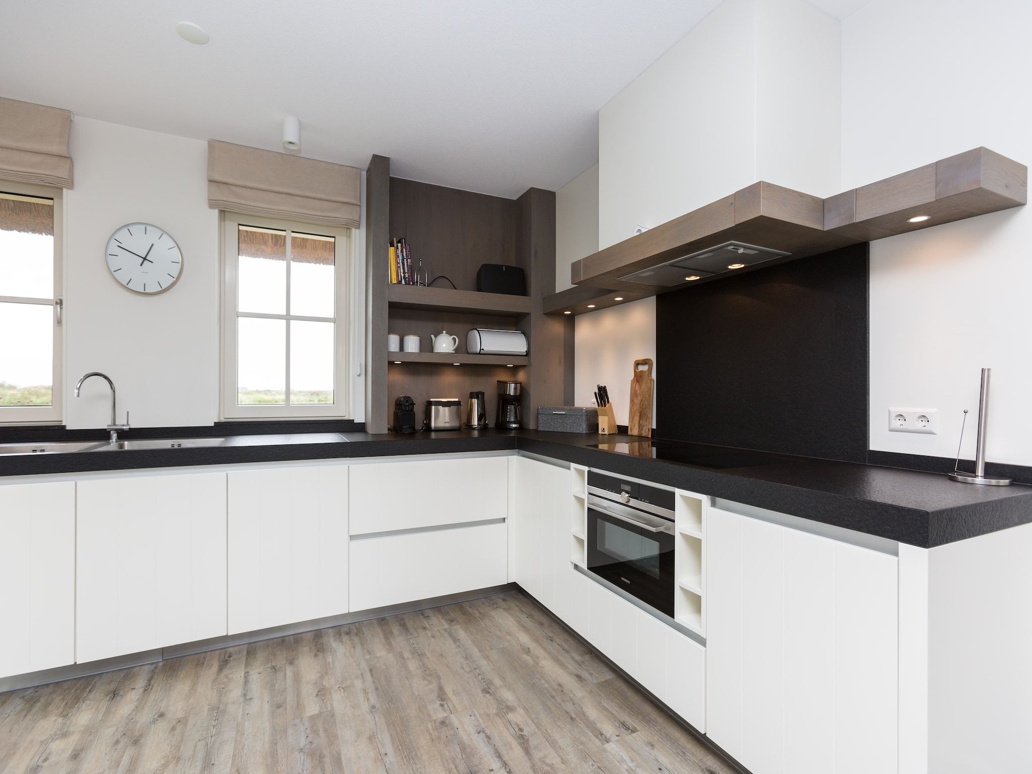 De keuken van Friese Meren Villa's 10 in Delfstrahuizen