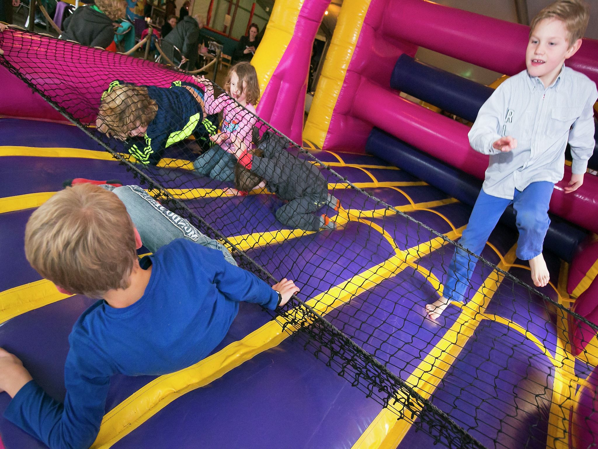Parkfaciliteiten bij Vakantiepark de Katjeskelder 13 in Oosterhout