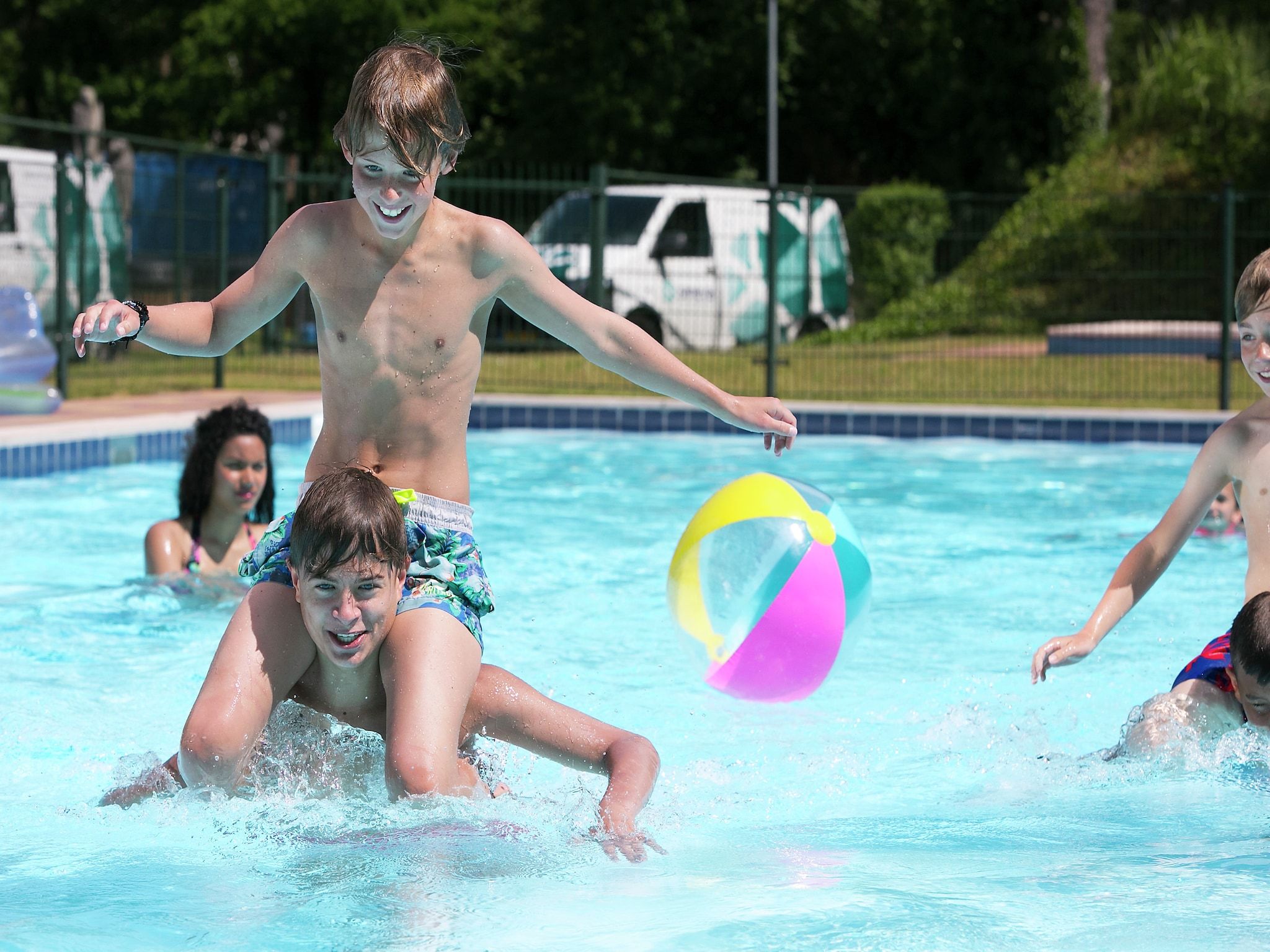Parkfaciliteiten bij Vakantiepark de Katjeskelder 13 in Oosterhout
