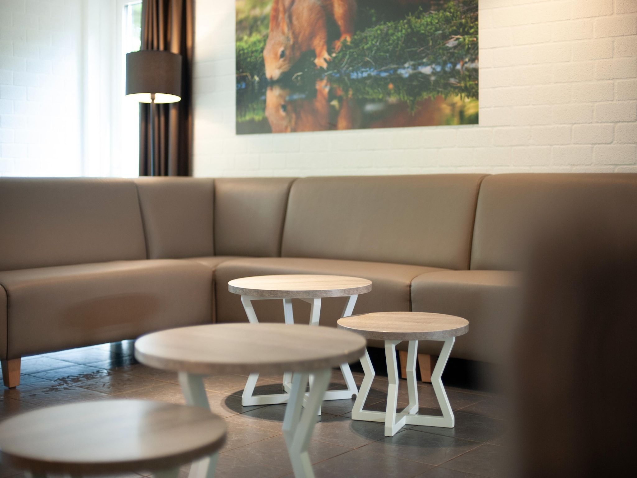 De woonkamer van Vakantiepark de Katjeskelder 13 in Oosterhout