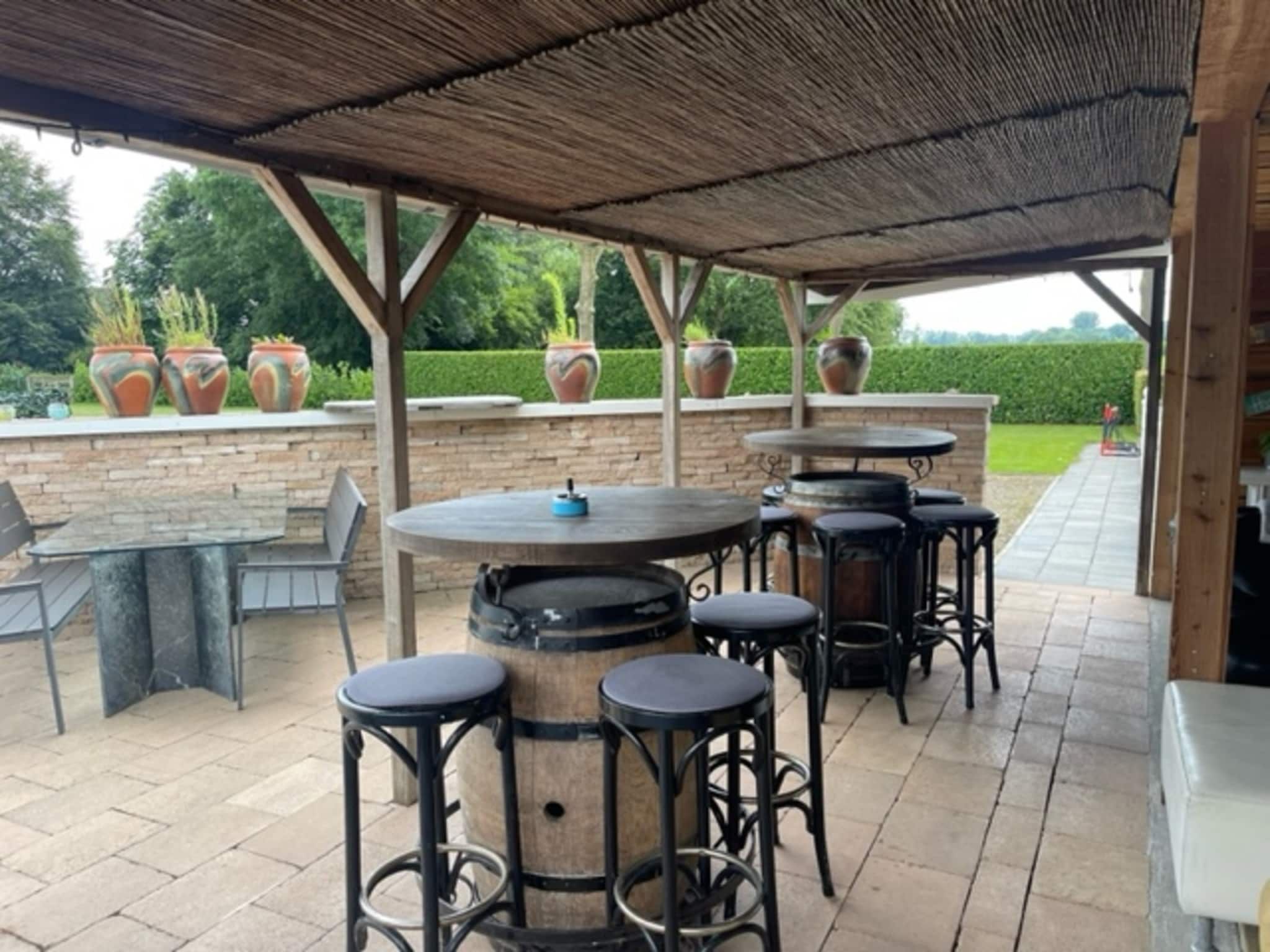 Het terras van Villa Didam in Didam