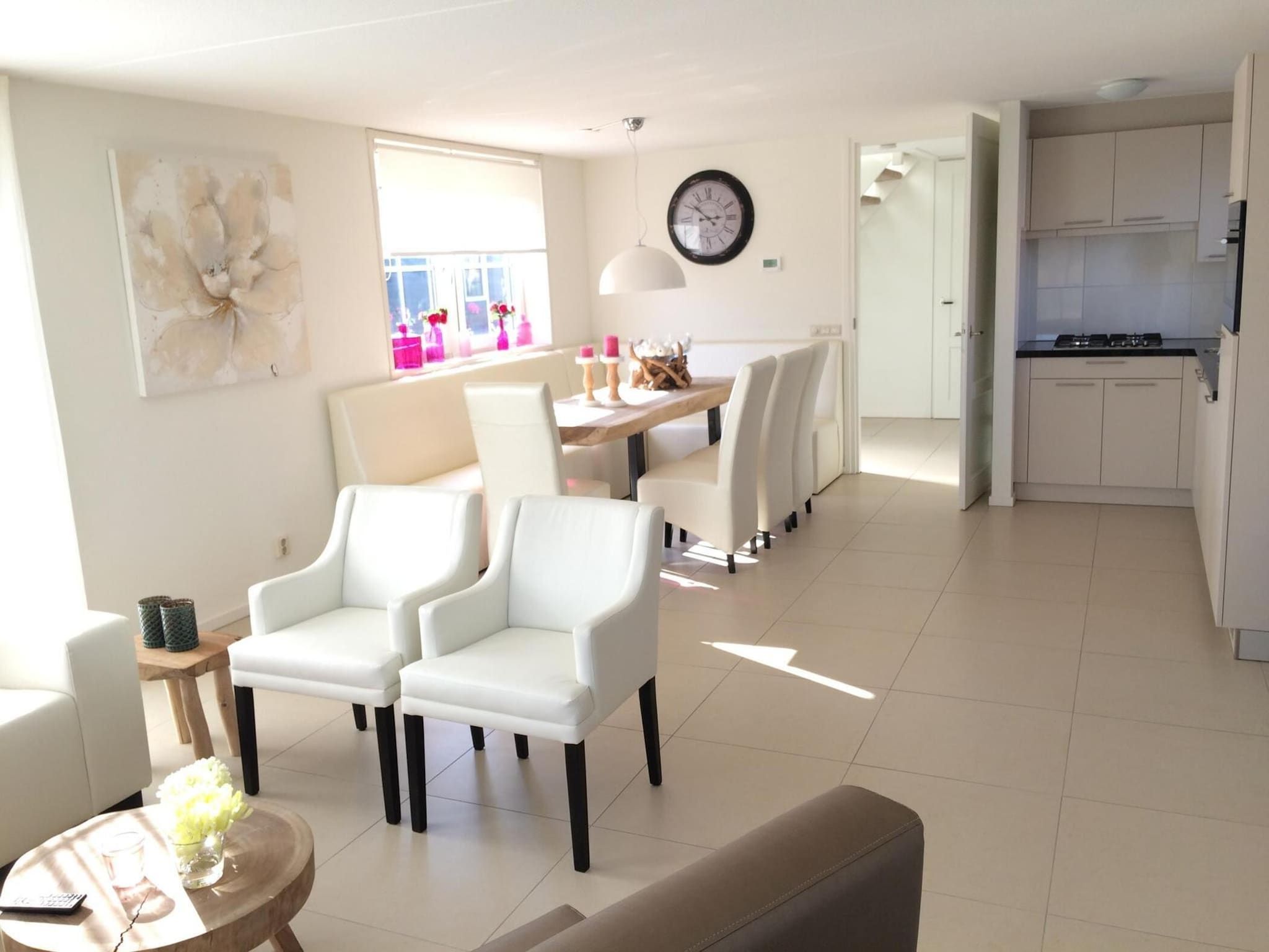 De eetkamer van Waterland  10 personen in West-Graftdijk