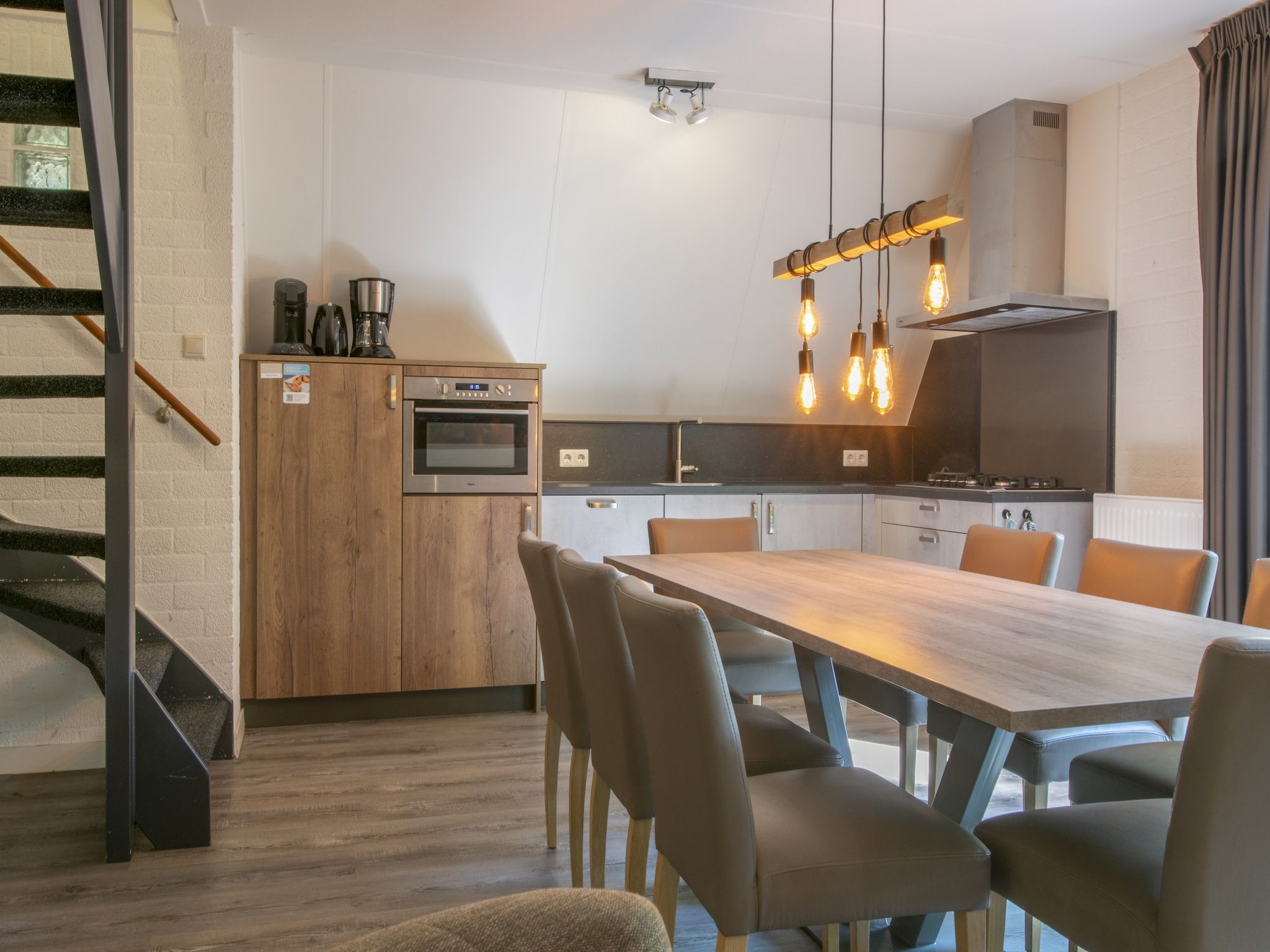 De keuken van Vakantiepark de Katjeskelder 14 in Oosterhout