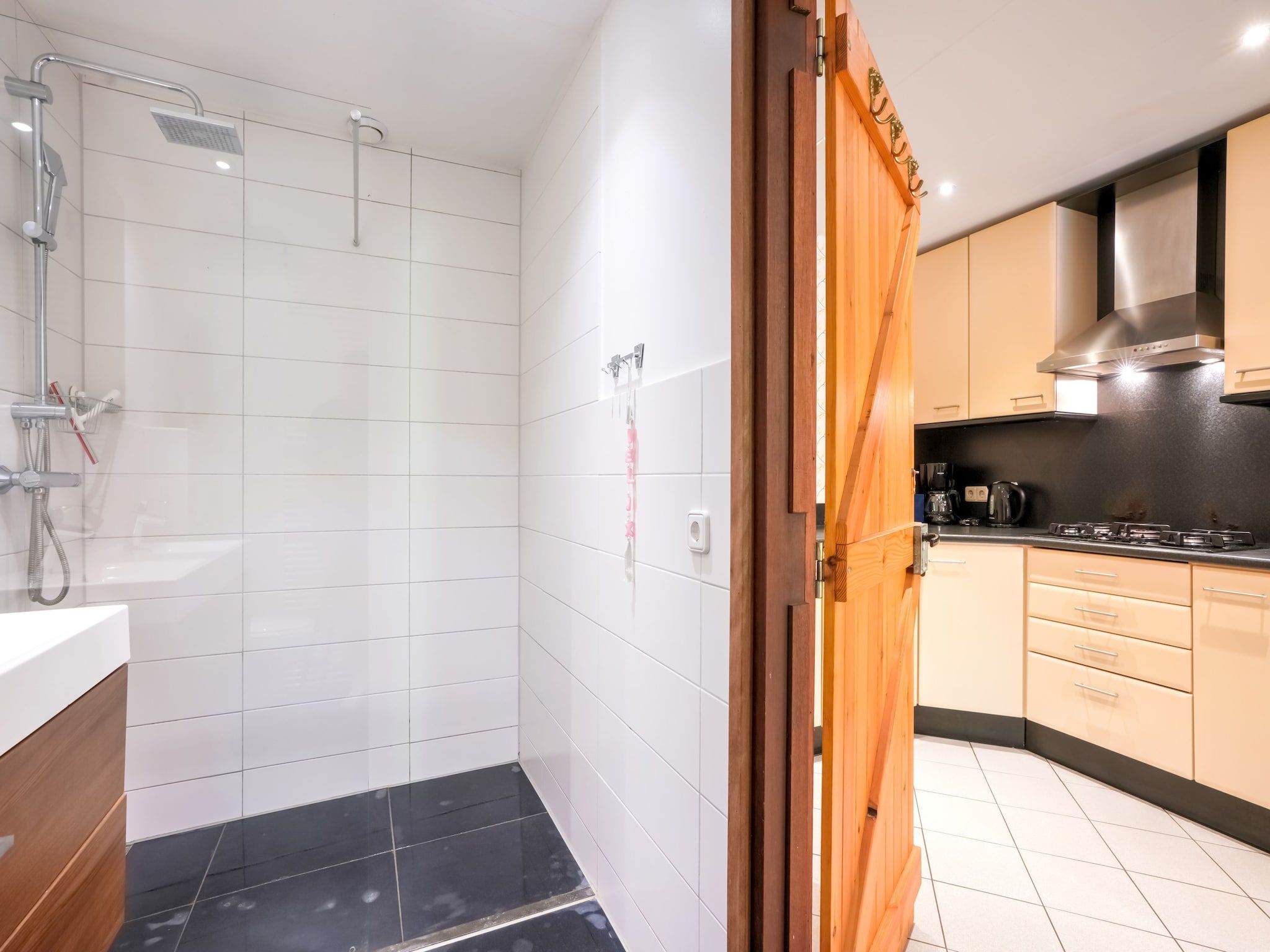 De badkamer van Waterval 8P in Ulestraten