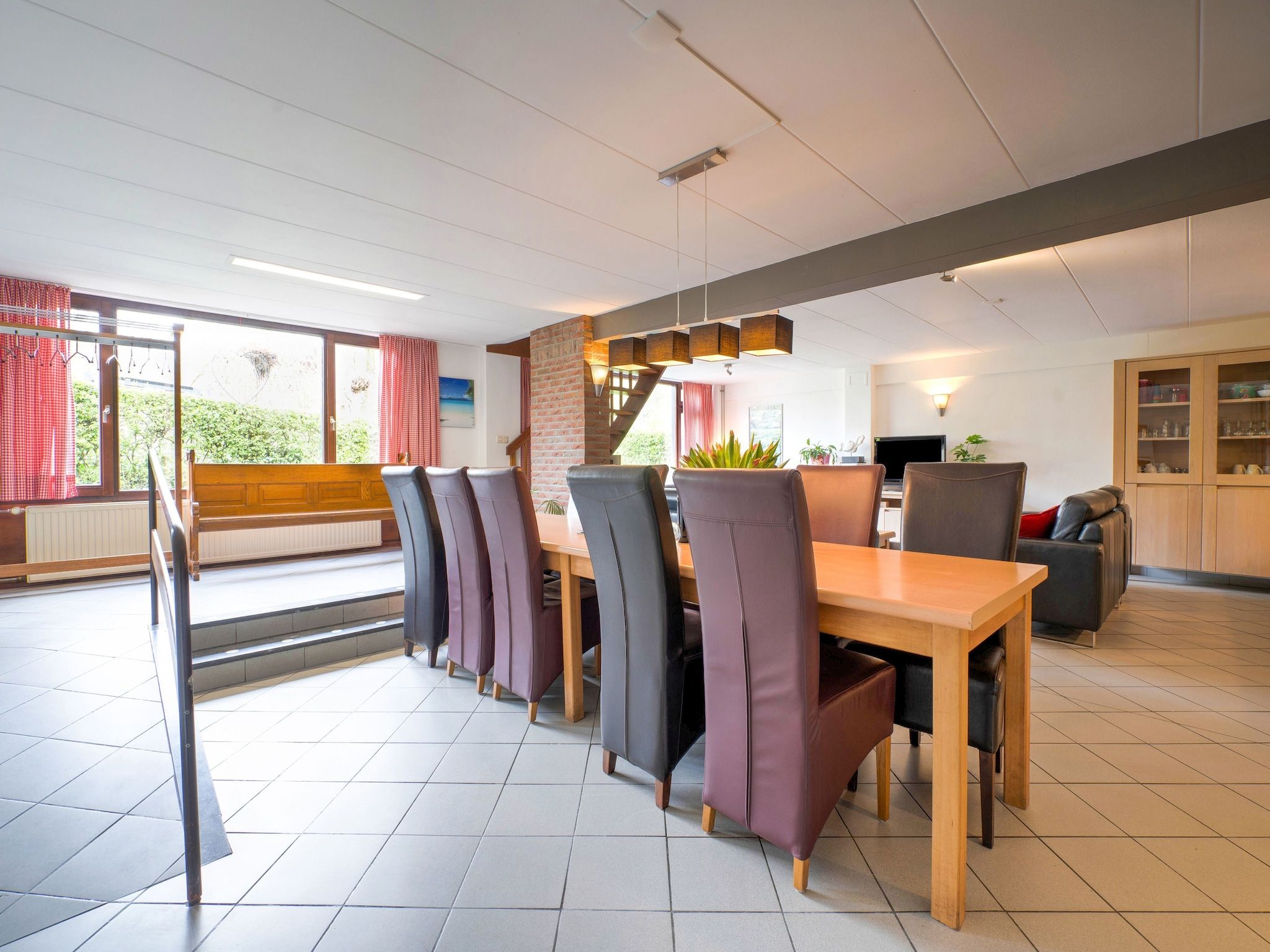 De eetkamer van Vliek 14P in Ulestraten