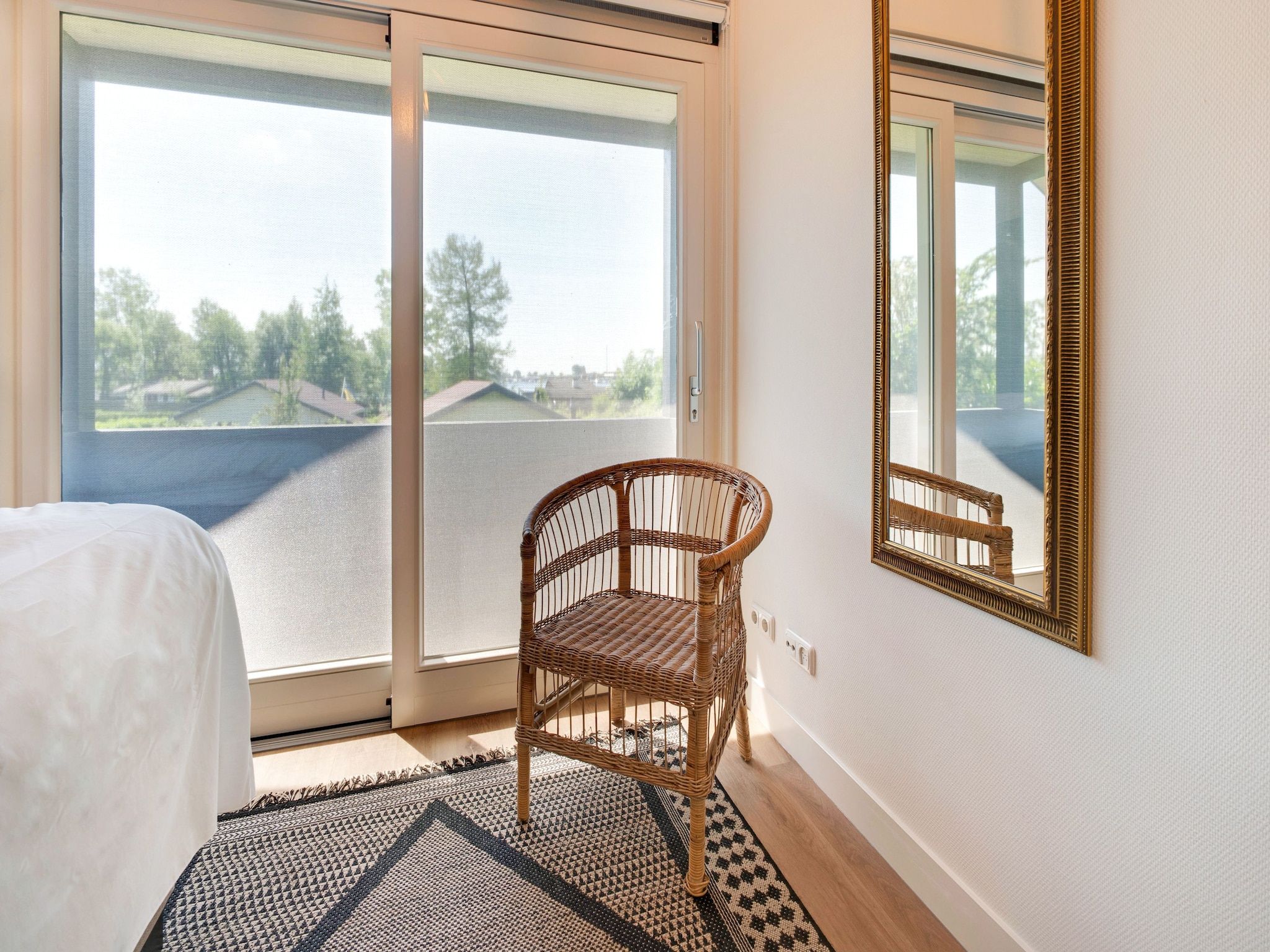 Een slaapkamer van Stijlvol familiehuis in Grou in Grou