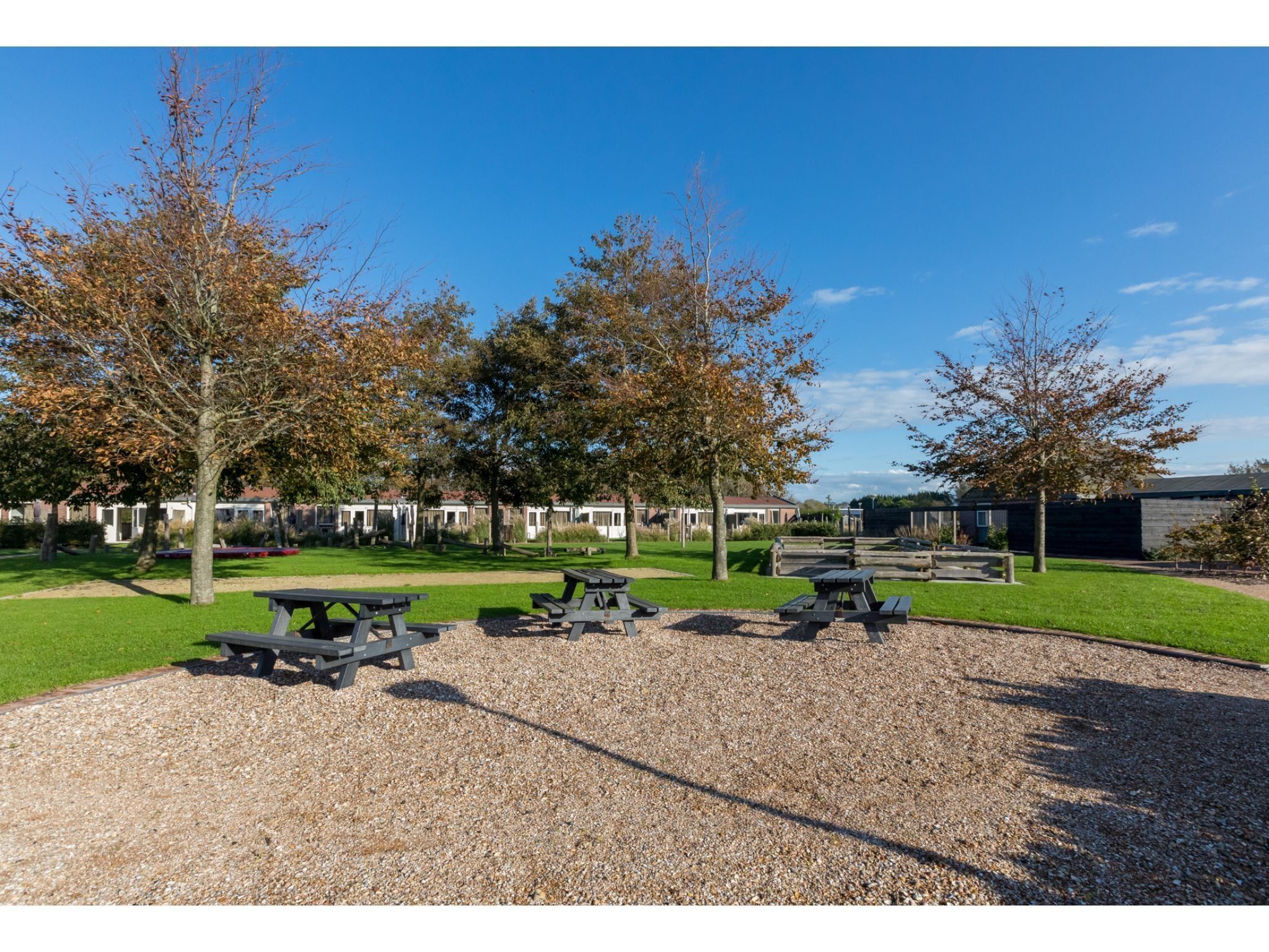 Parkfaciliteiten bij Oostkapelseweg 32 -Ooievaar in Serooskerke