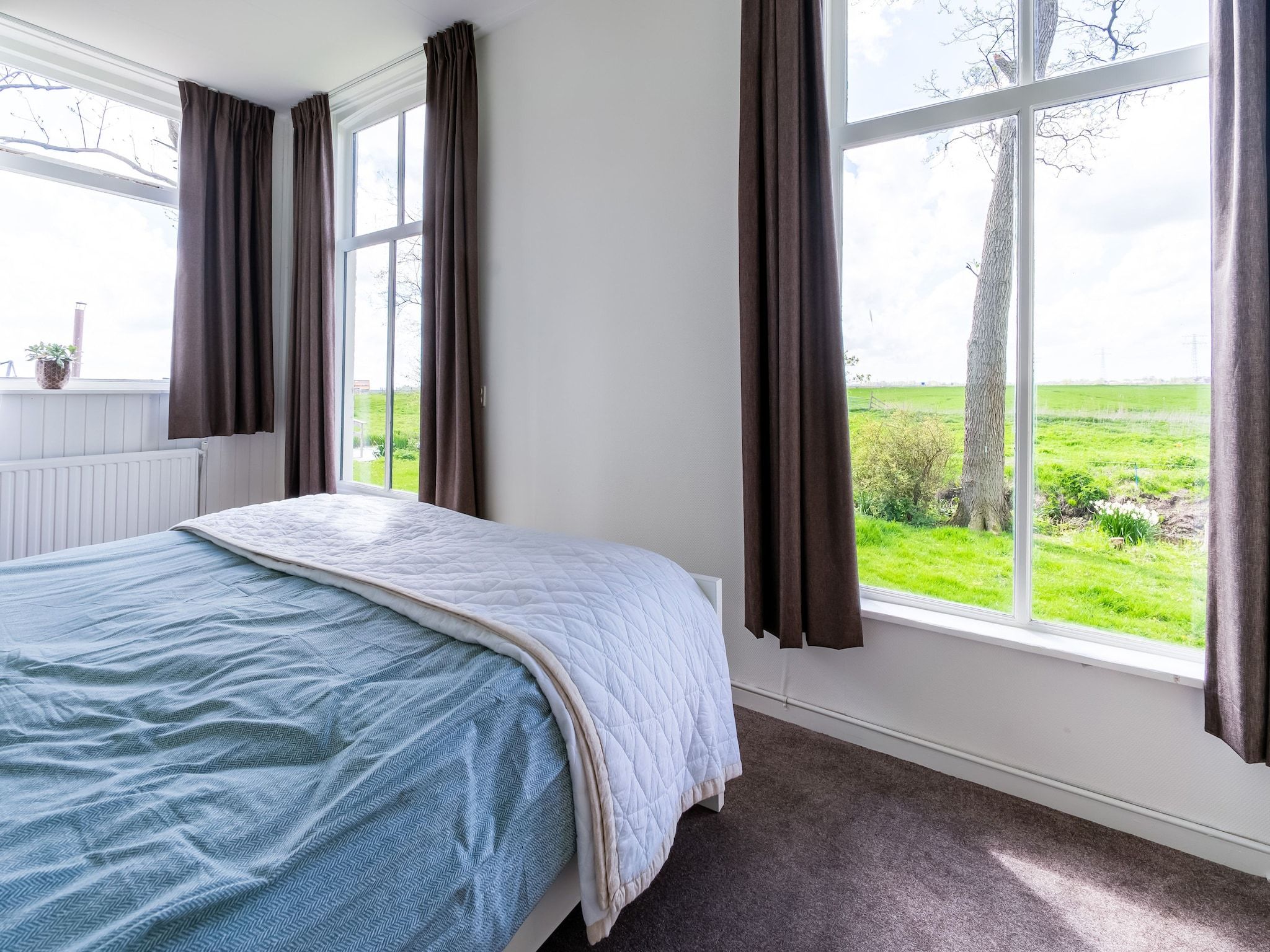 Een slaapkamer van B&B boerderij GRUTSK in Suwald