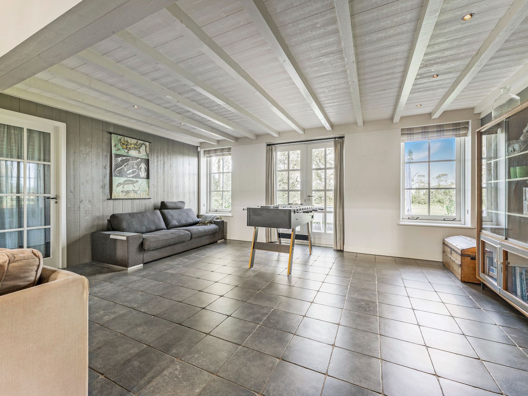 De woonkamer van De Pauwenhof in Heiloo