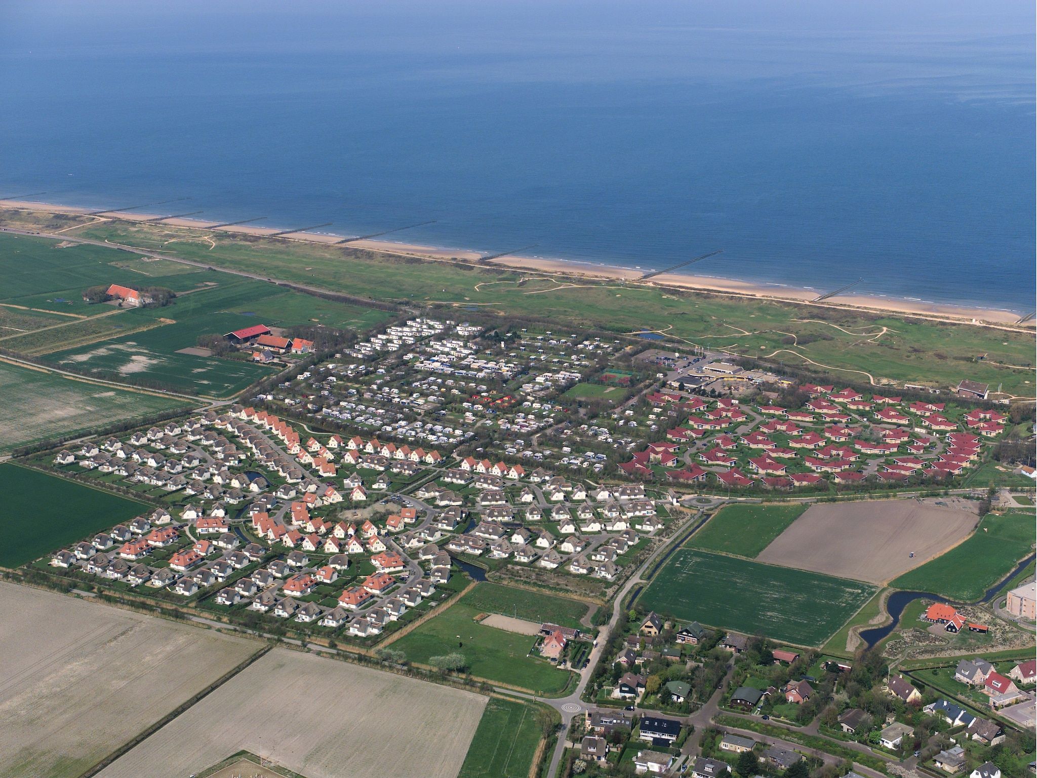 De buitenkant van Buitenhof Domburg  14 in Domburg