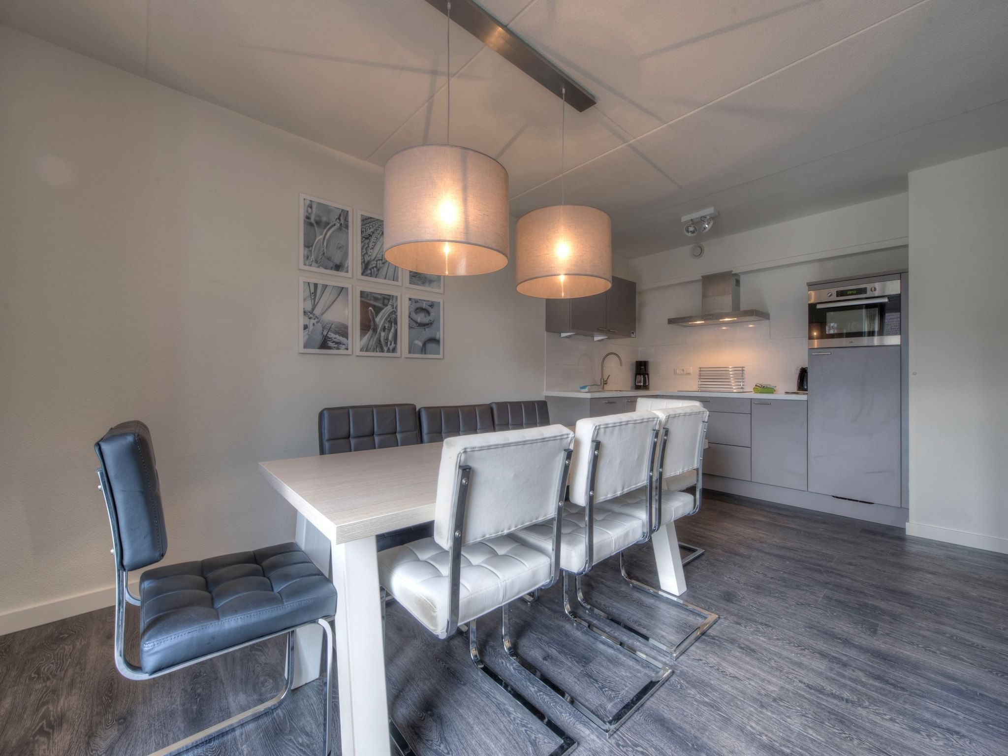 De woonkamer van Noordzee Résidence De Banjaard 20 in Kamperland